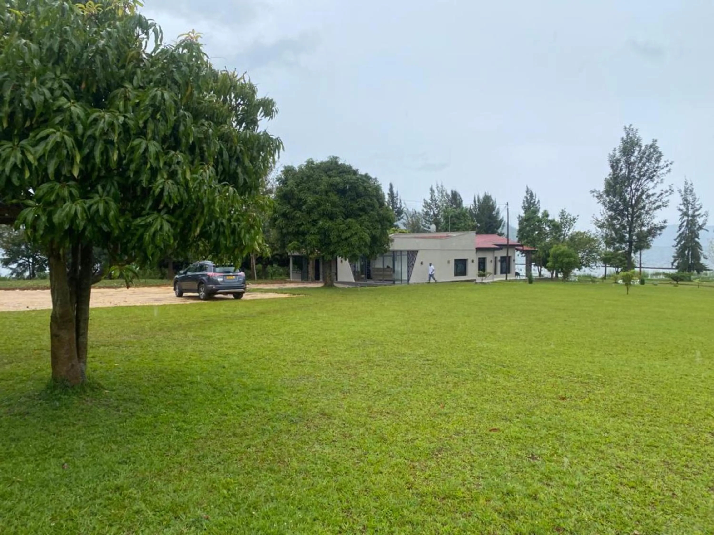 Day in Maravilla Kivu Eco Resort