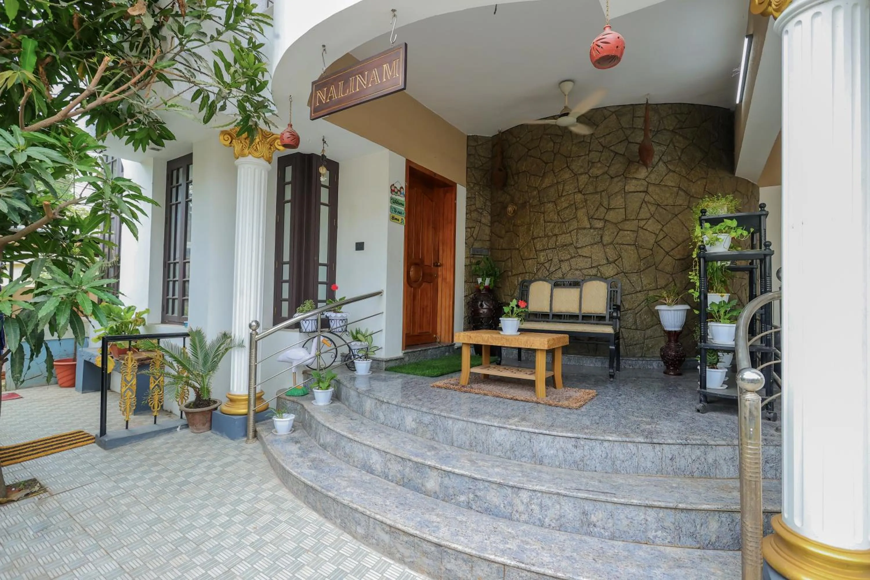 NALINAM HOMESTAY