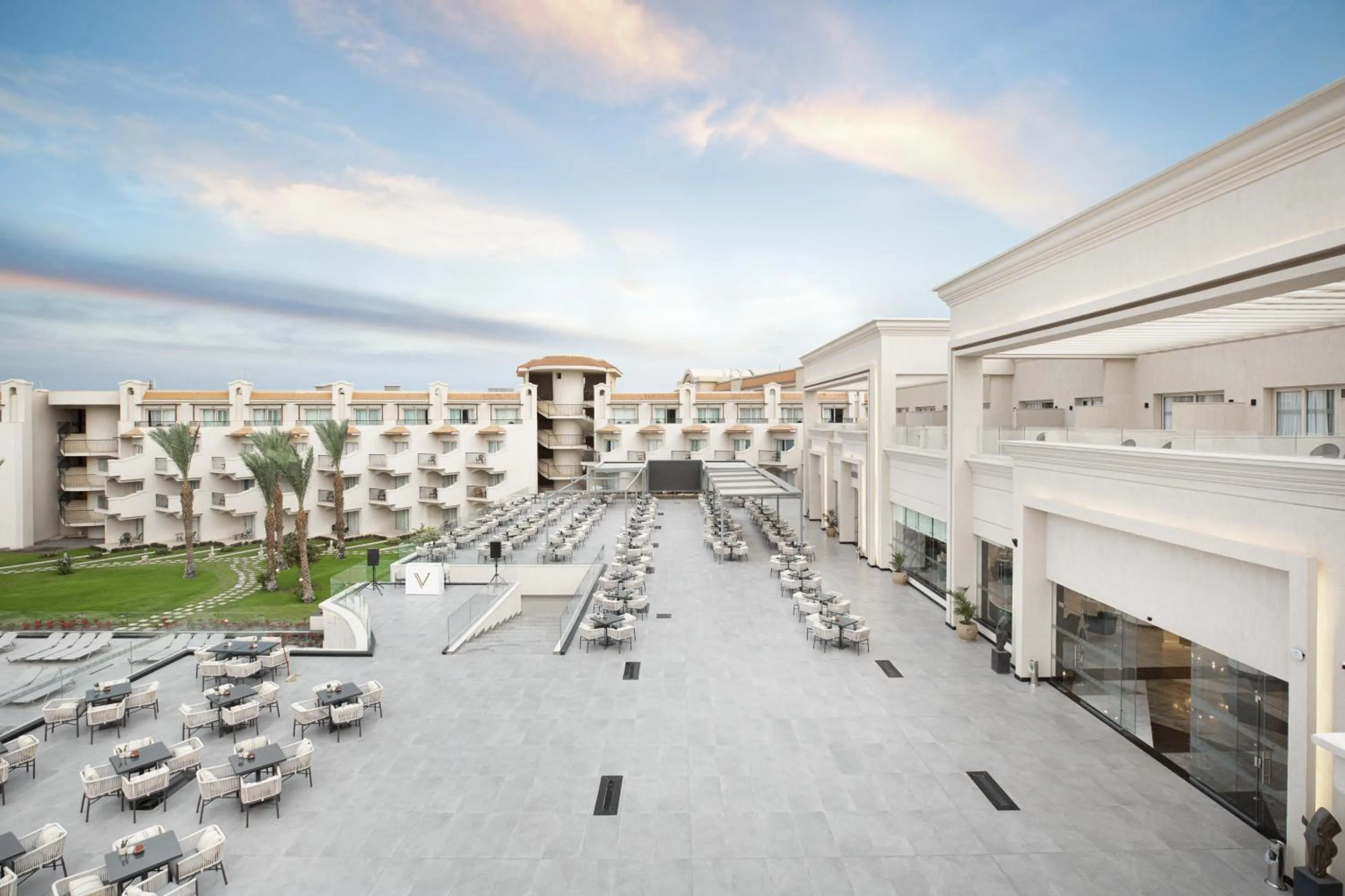 Restaurant/places to eat in THE V Luxury Resort Sahl Hasheesh