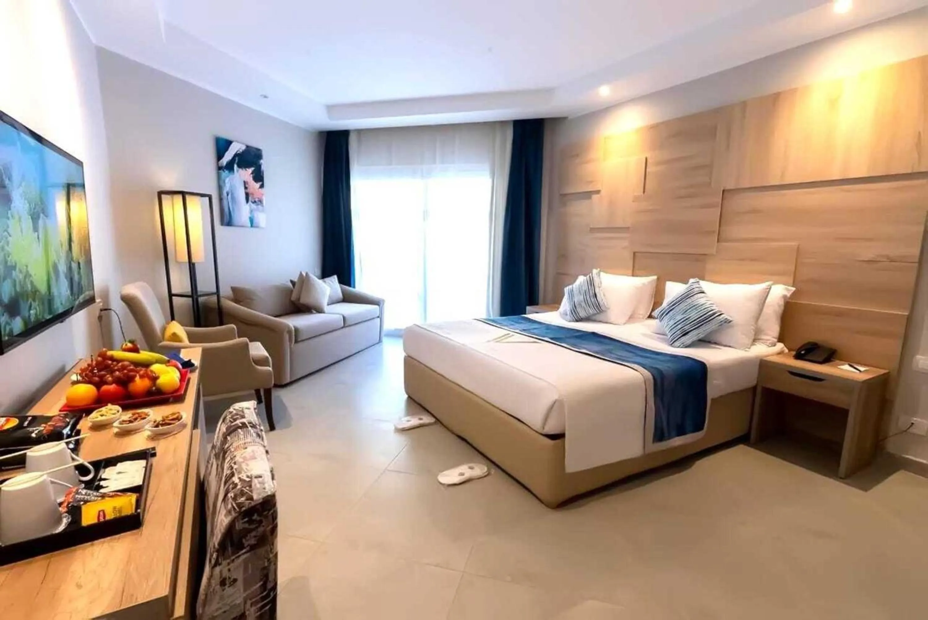 Bedroom, Bed in THE V Luxury Resort Sahl Hasheesh