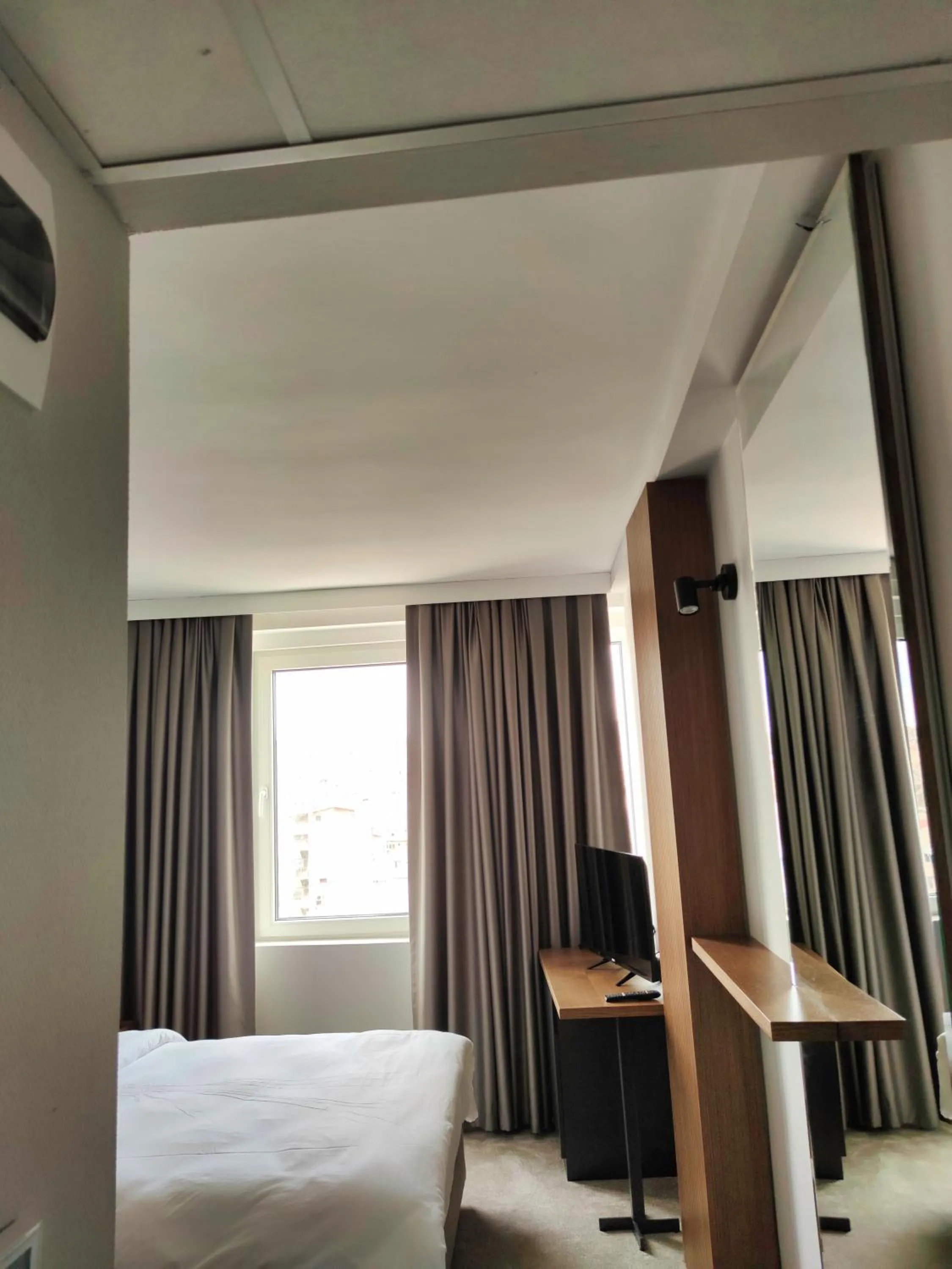 Photo of the whole room, Bed in Oaza Hotel