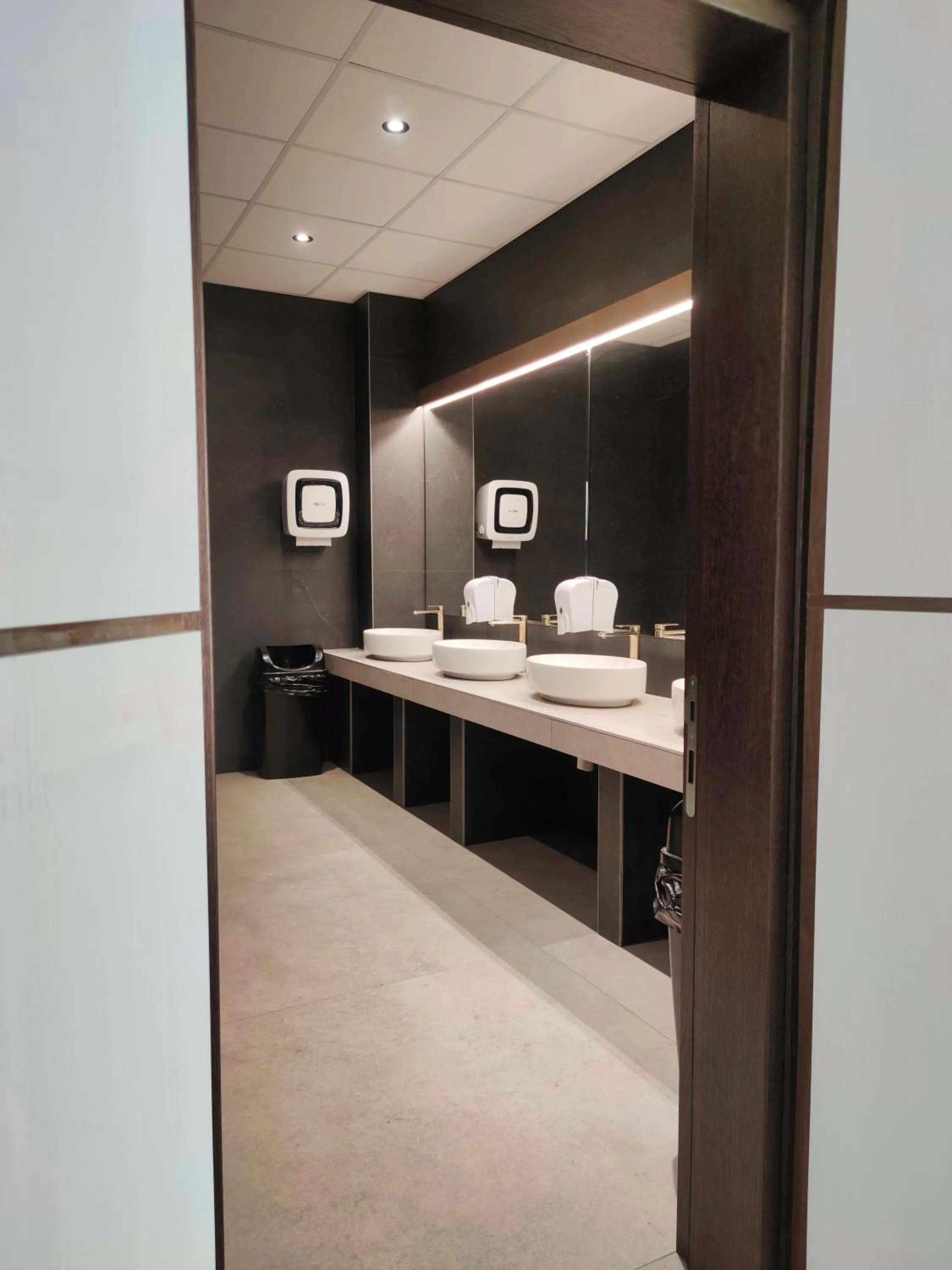 Toilet in Oaza Hotel