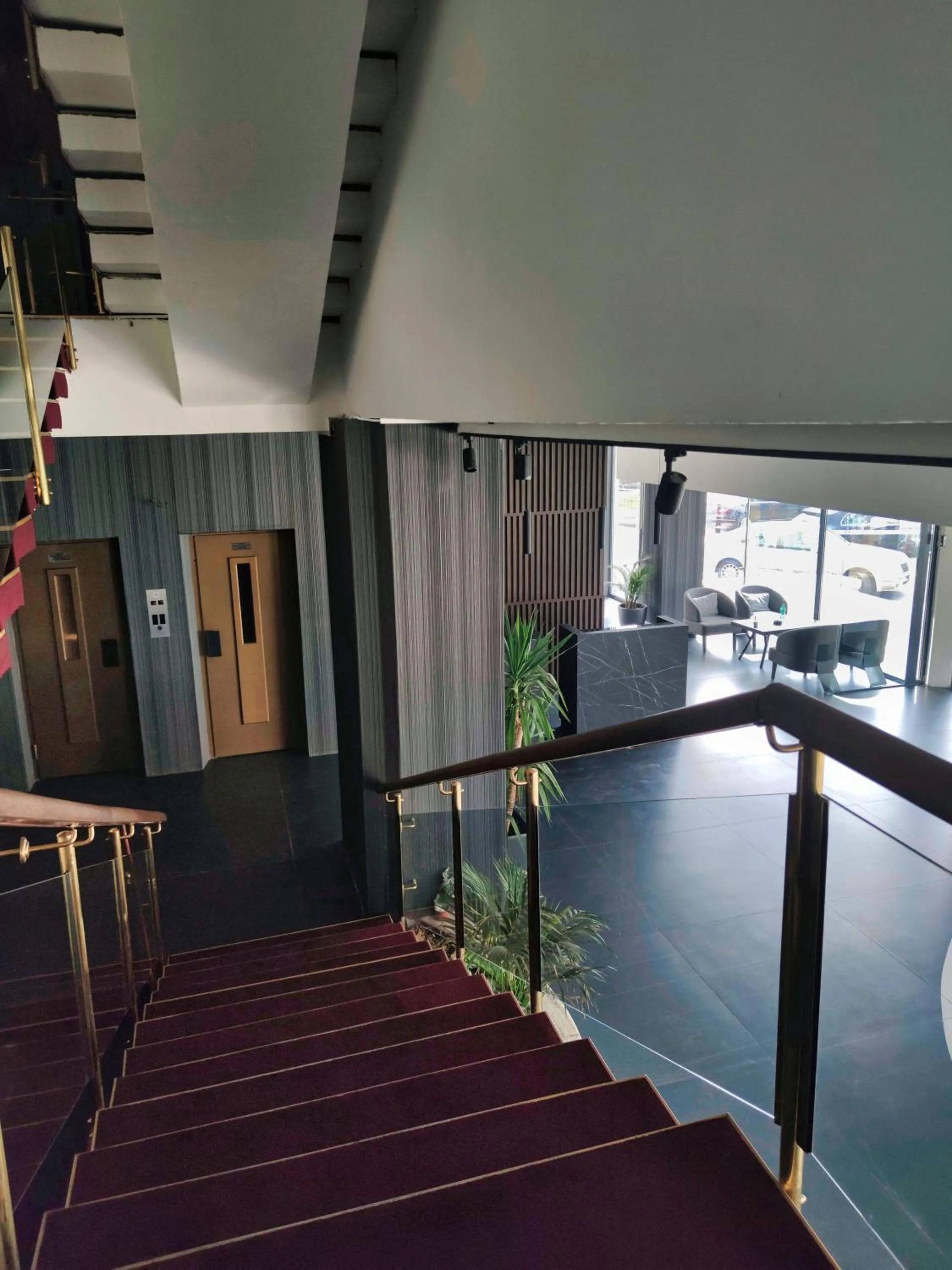 elevator in Oaza Hotel