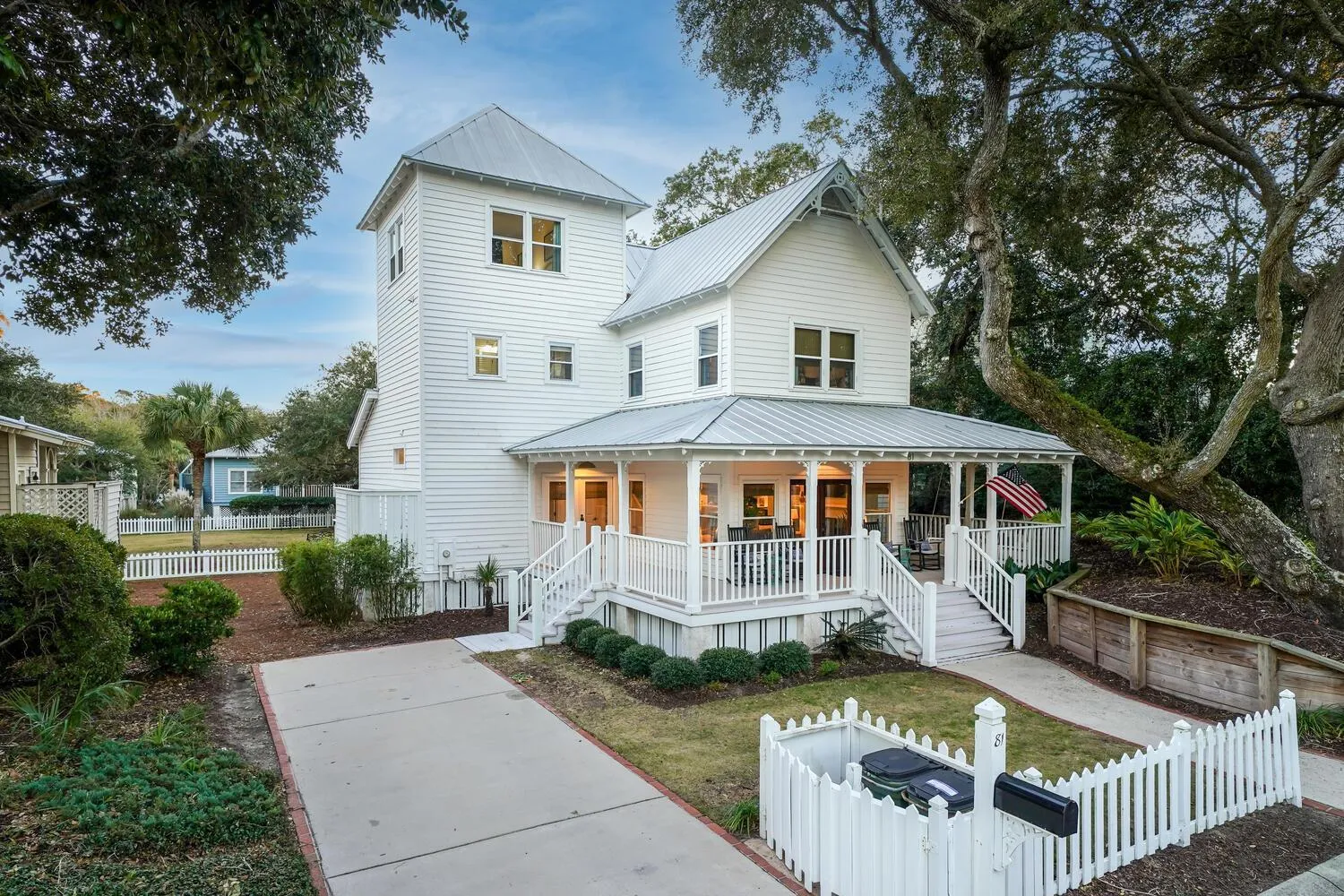 Property building in Seaside Cottage 81 - Pristine Grand Pavilion Home Pool Pass