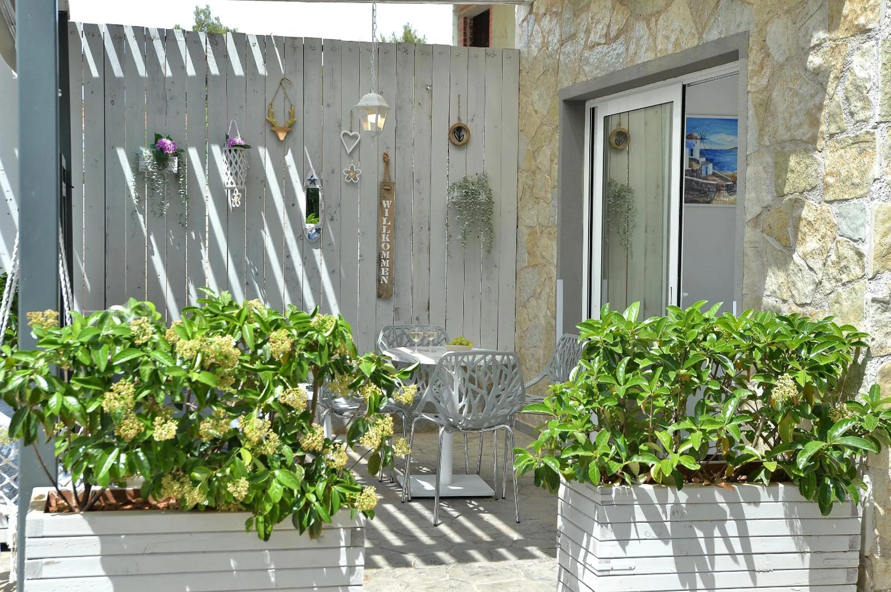 Balcony/Terrace in Alekos Luxury Suites - Free 24hr Transformation From To Airport