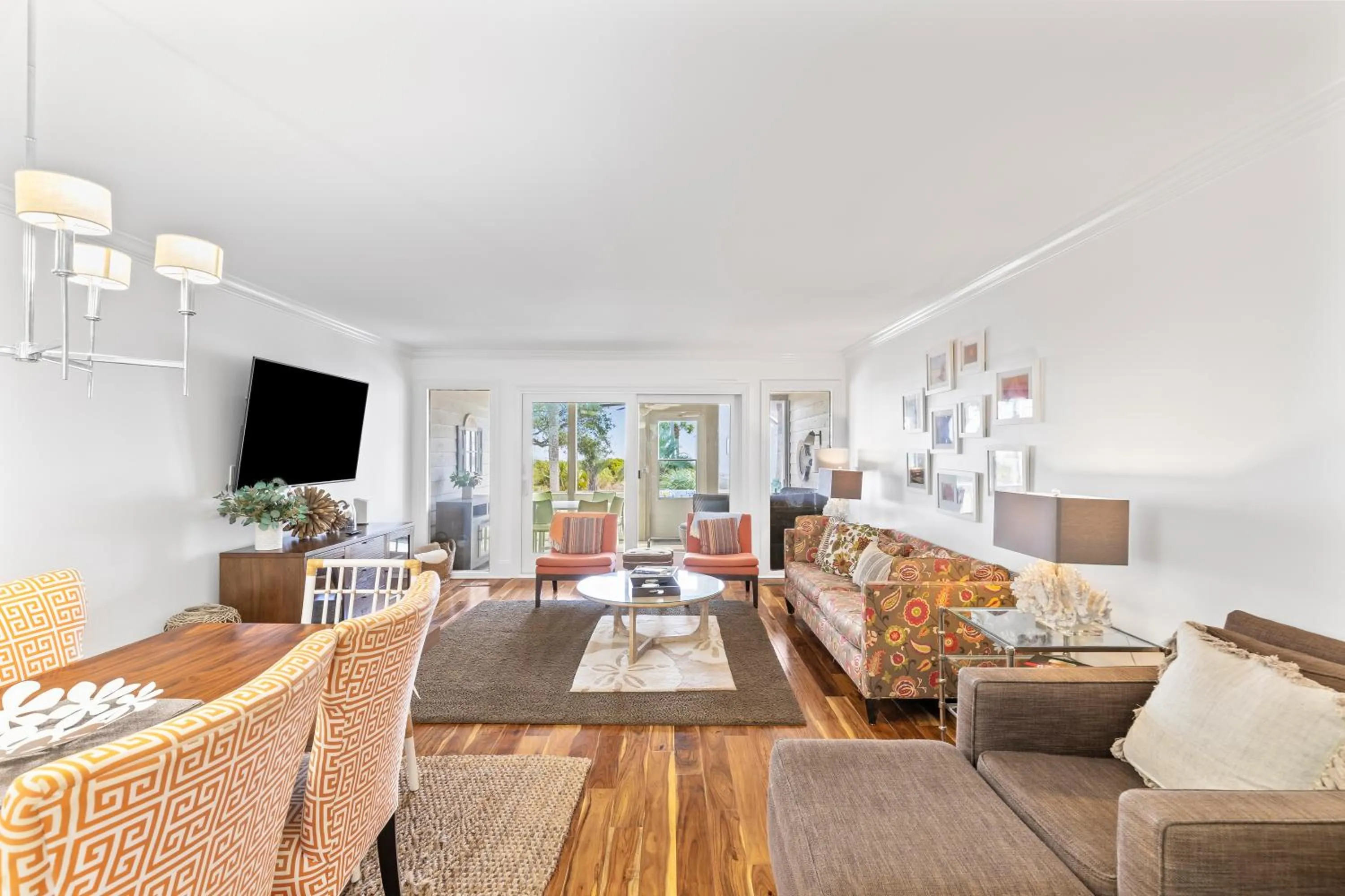 Living room in Beach Club Villa 27 - Oceanview Walkout by Beach and Pool