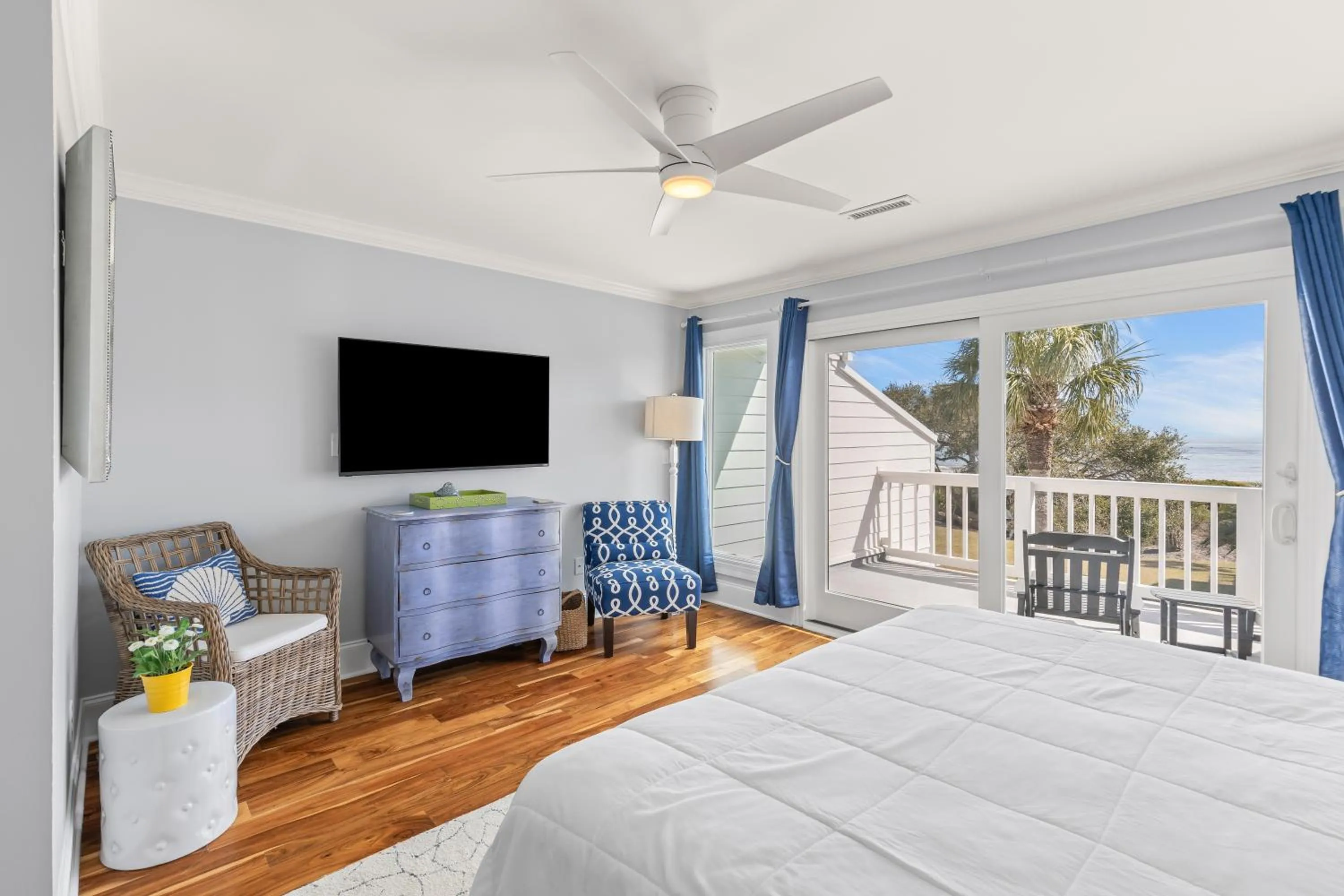 Balcony/Terrace, Bed in Beach Club Villa 27 - Oceanview Walkout by Beach and Pool