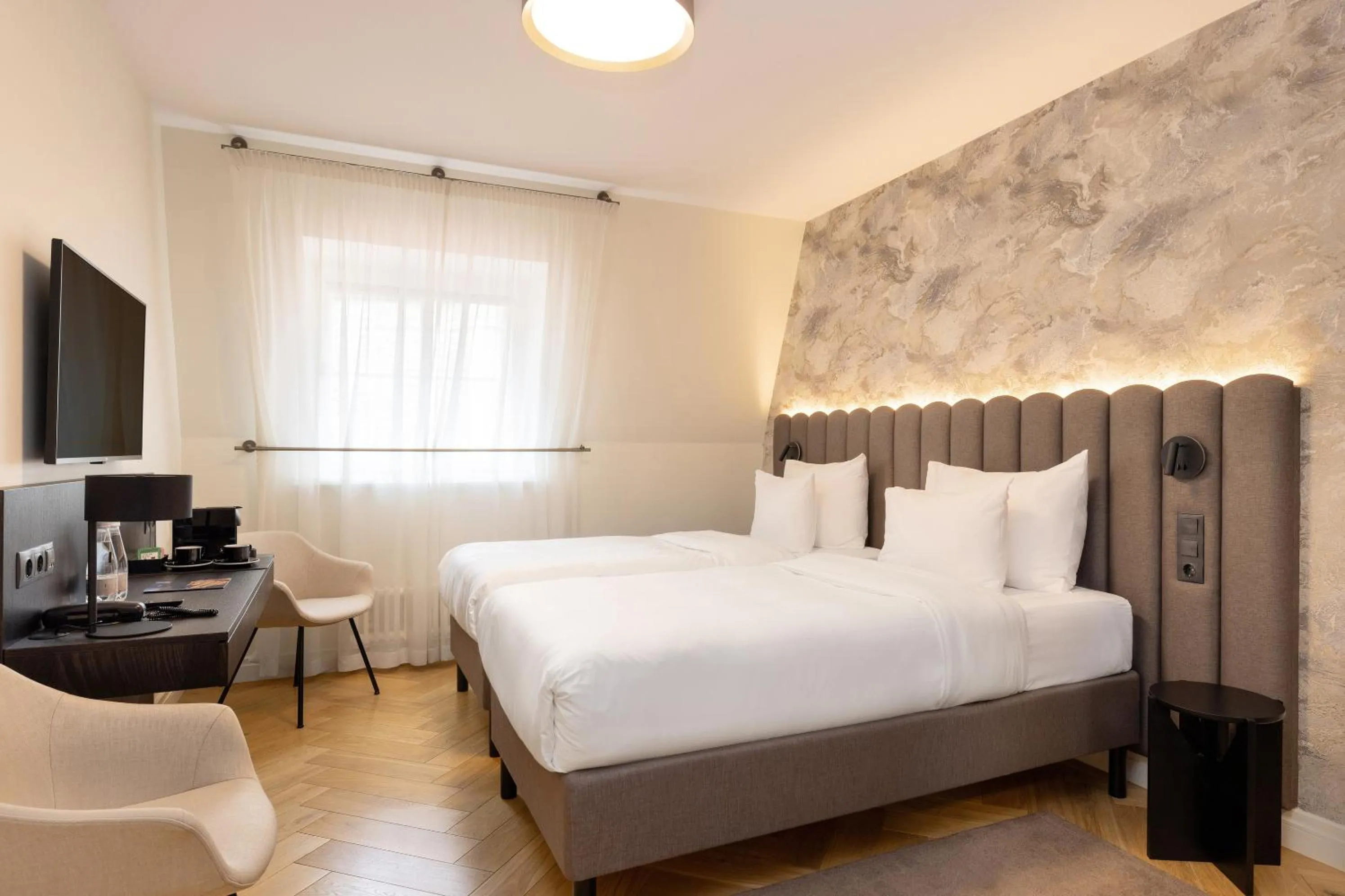 Photo of the whole room, Bed in Nunne Boutique Hotel