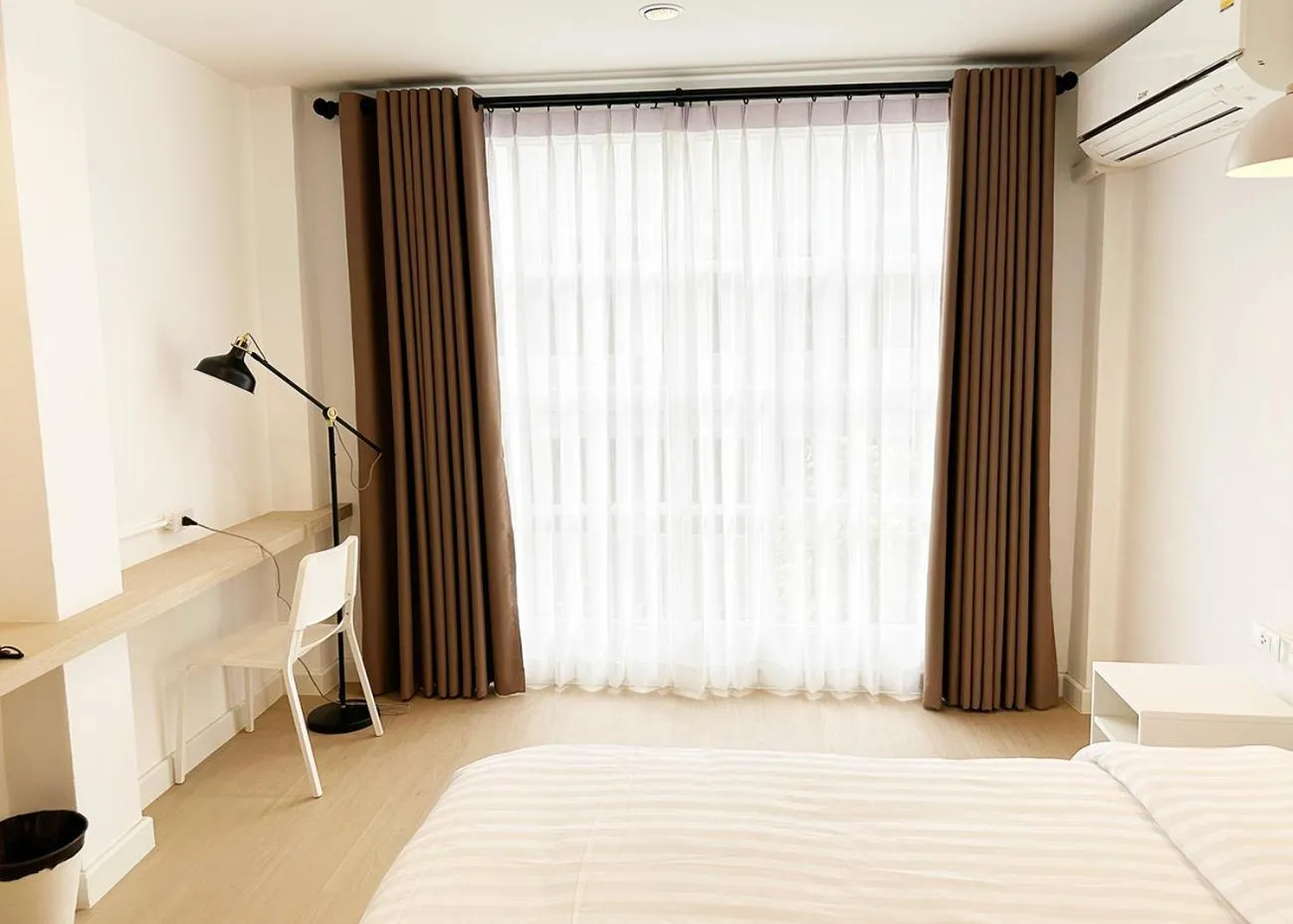 Bed in River Home Bangkok