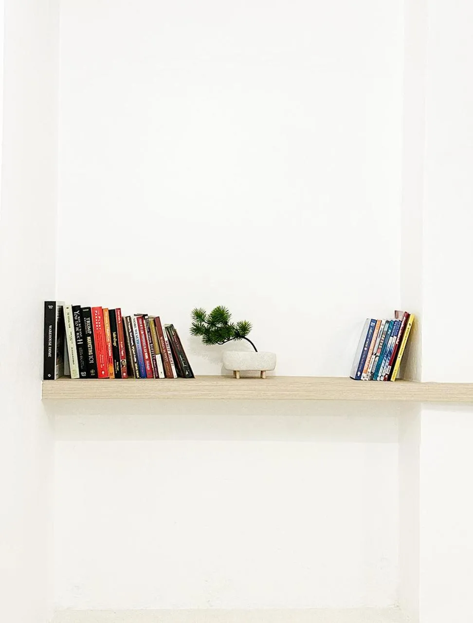 Communal lounge/ TV room in River Home Bangkok