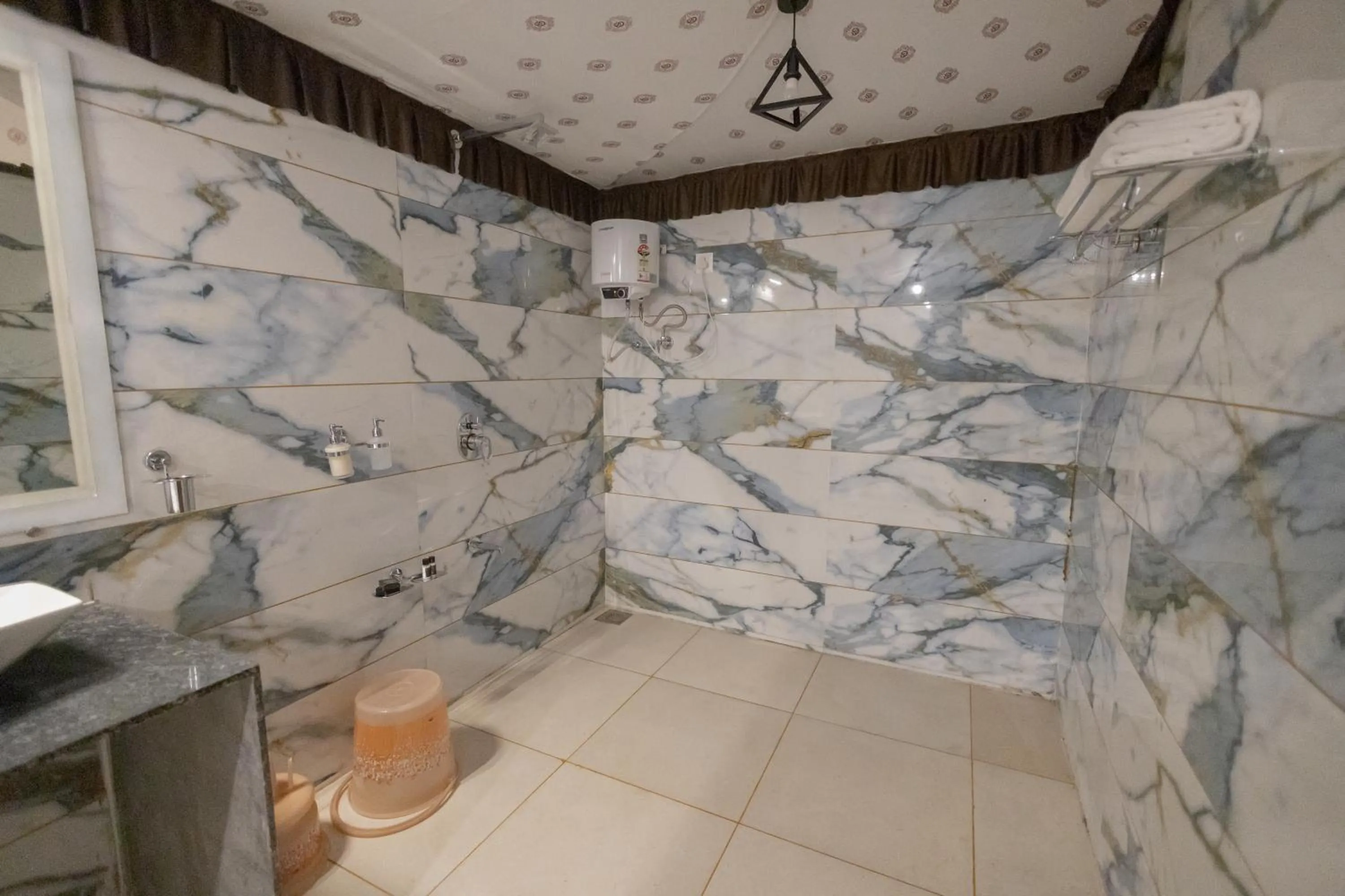 Bathroom in Vasant Vihar Resort