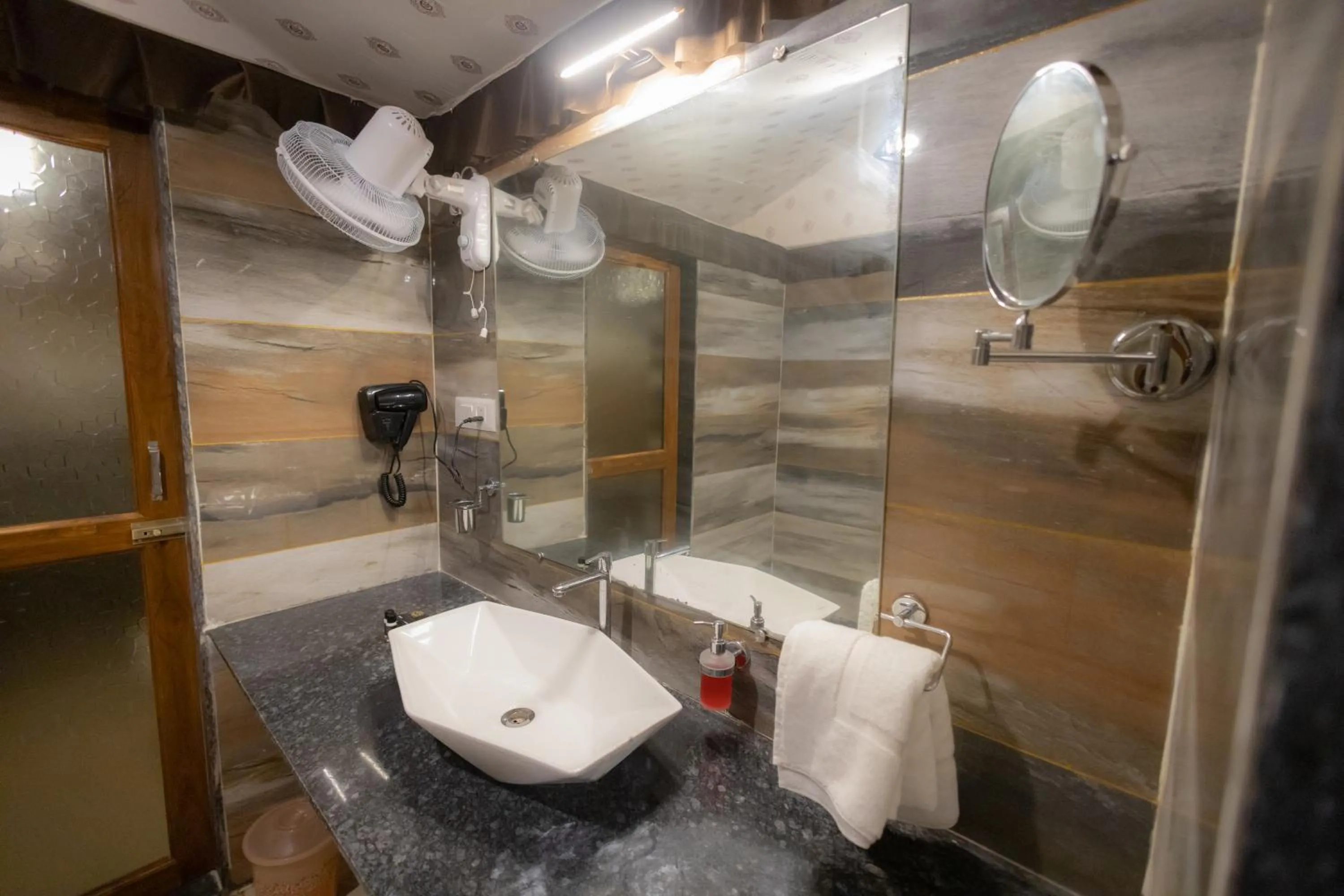 Bathroom in Vasant Vihar Resort