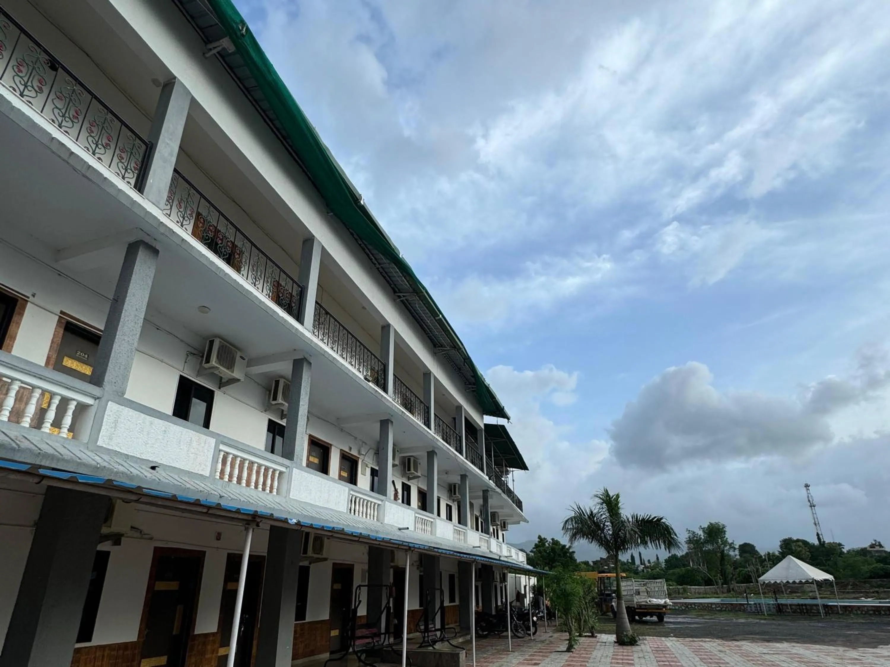 Property building in Vasant Vihar Resort