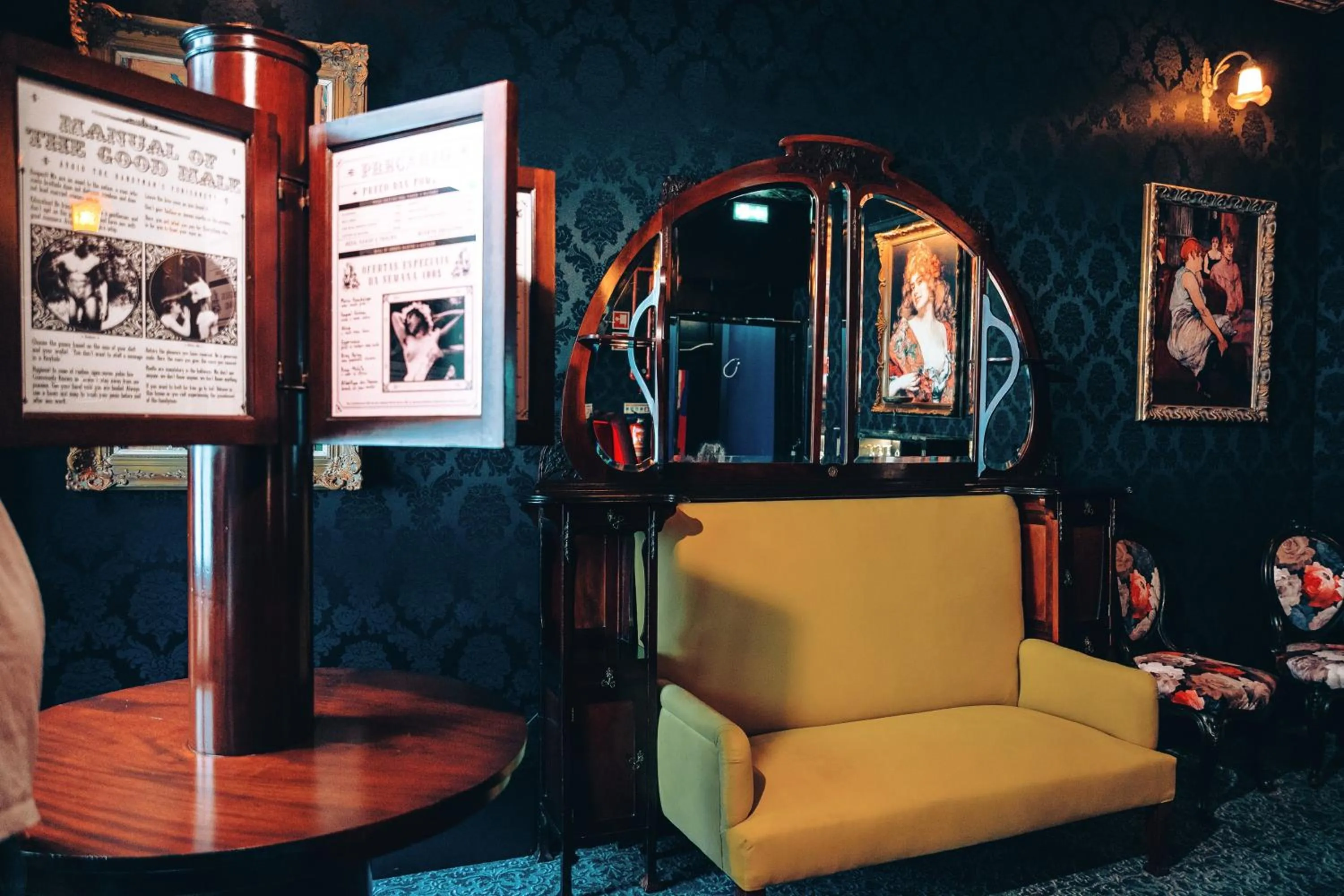 Lobby or reception in Pensão Amor Madam's Lodge