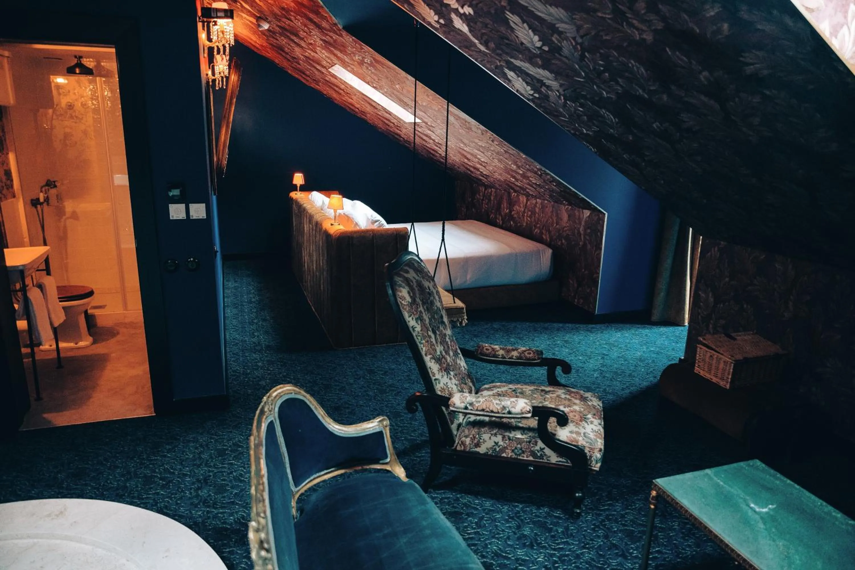 Bed in Pensão Amor Madam's Lodge