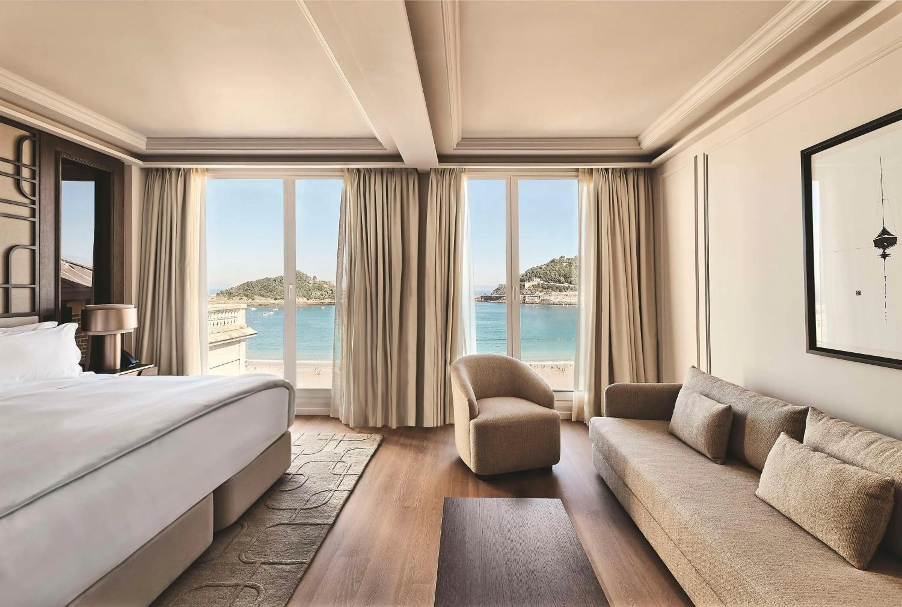 Photo of the whole room, Bed in Nobu Hotel San Sebastián