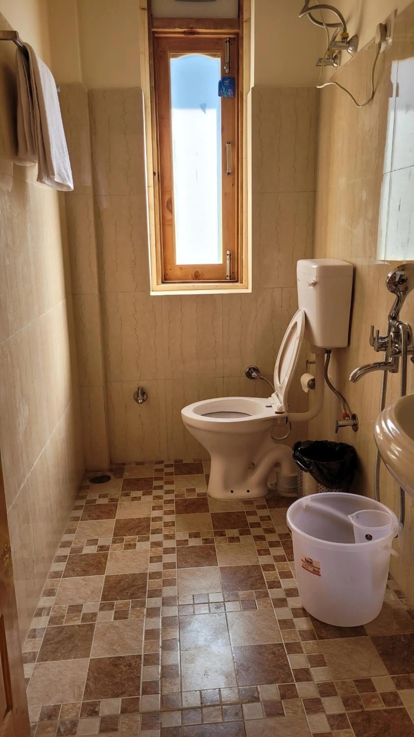 Bathroom in The Kamru Riverside Camps and Resorts