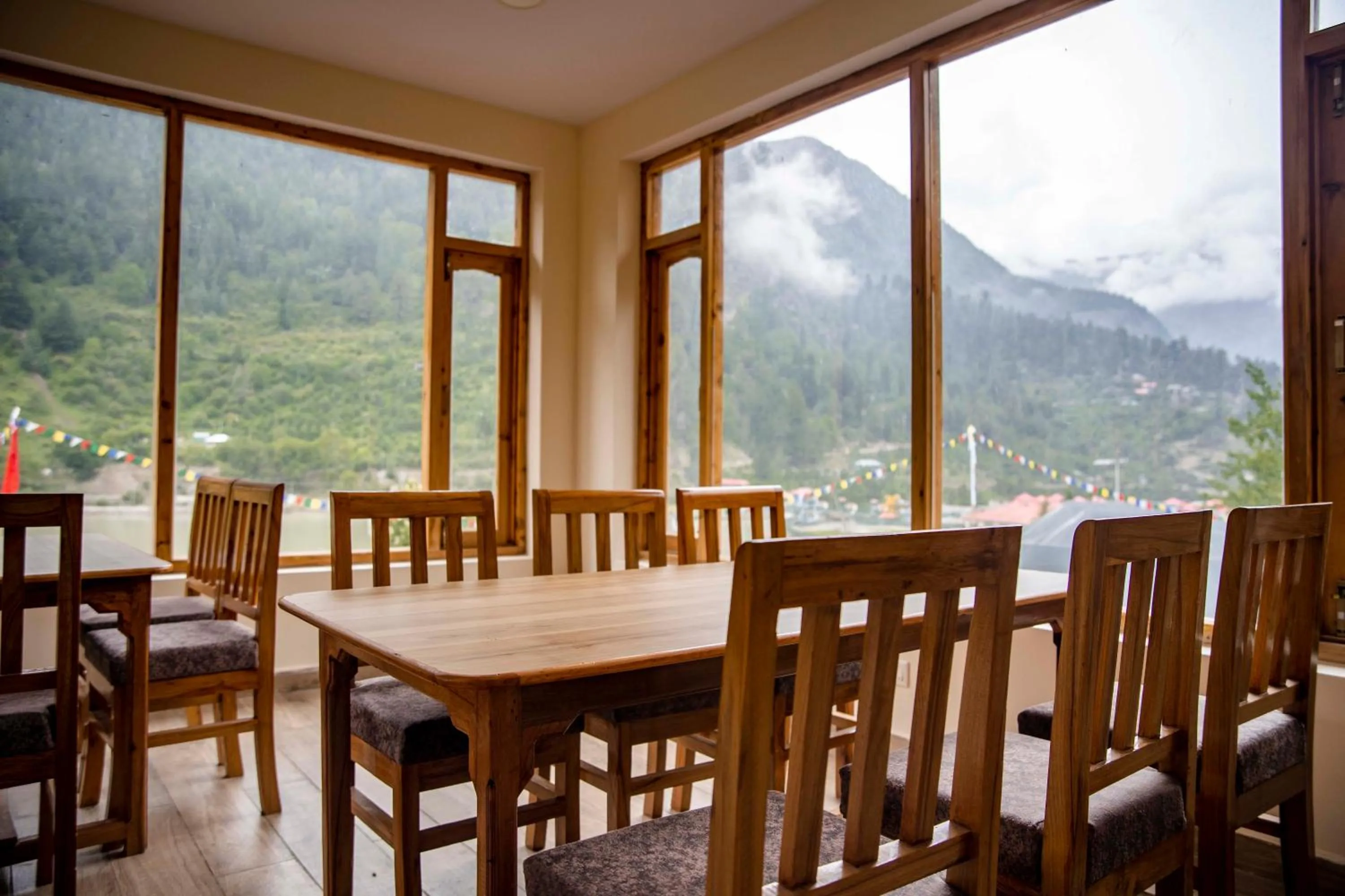 Dining area in The Kamru Riverside Camps and Resorts