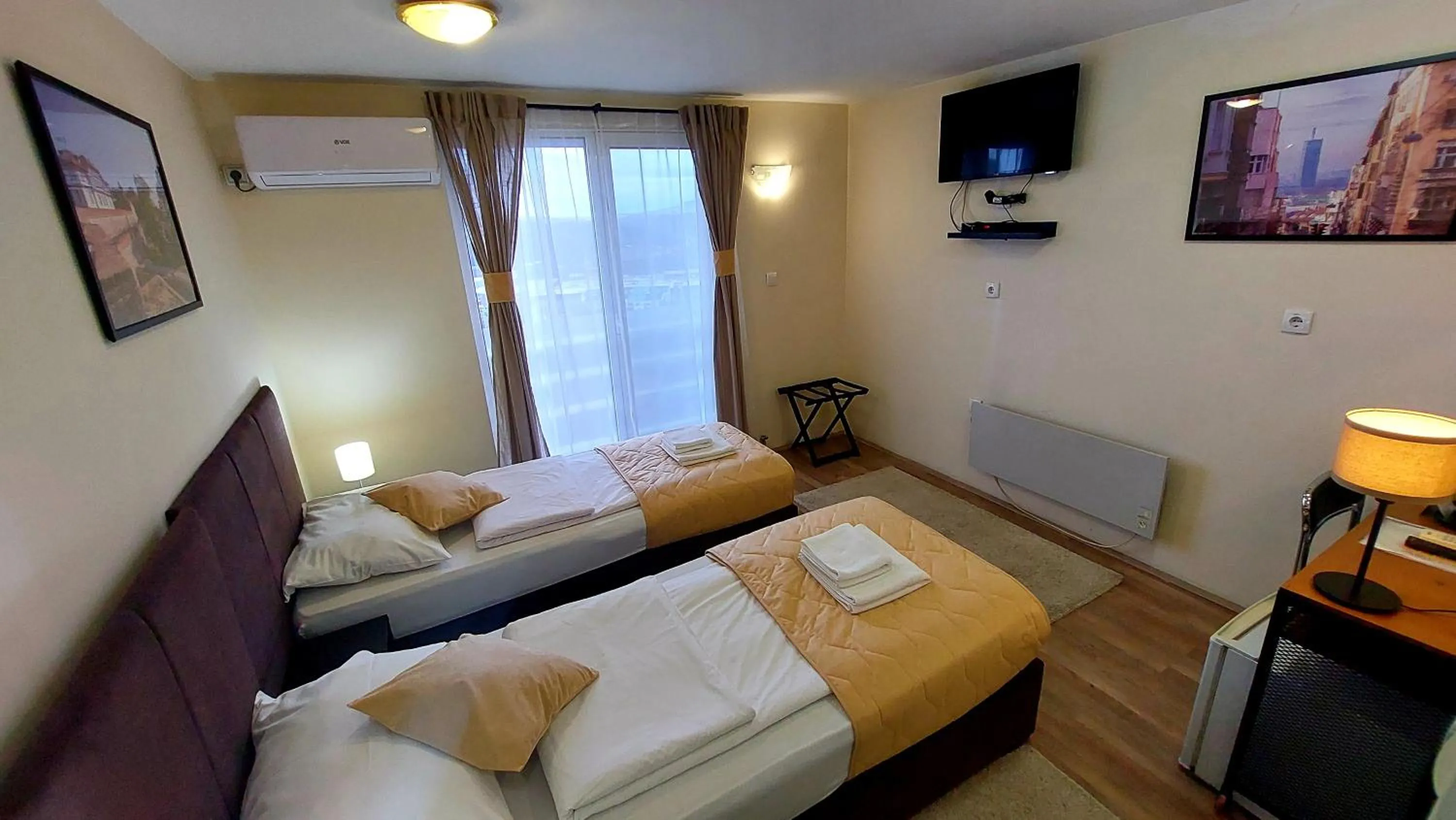 Photo of the whole room, Bed in Hotel Villa Panorama