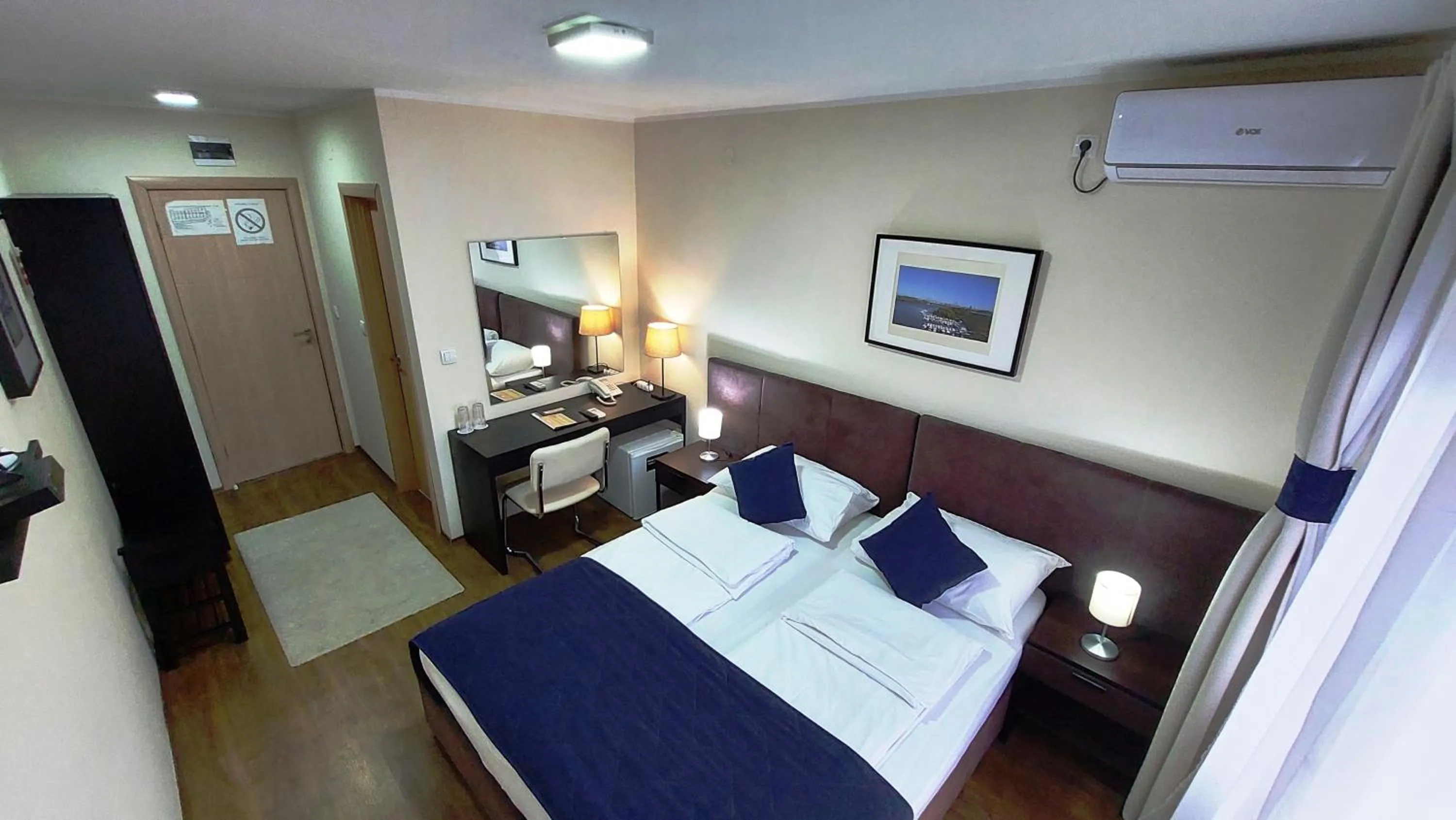 Photo of the whole room, Bed in Hotel Villa Panorama