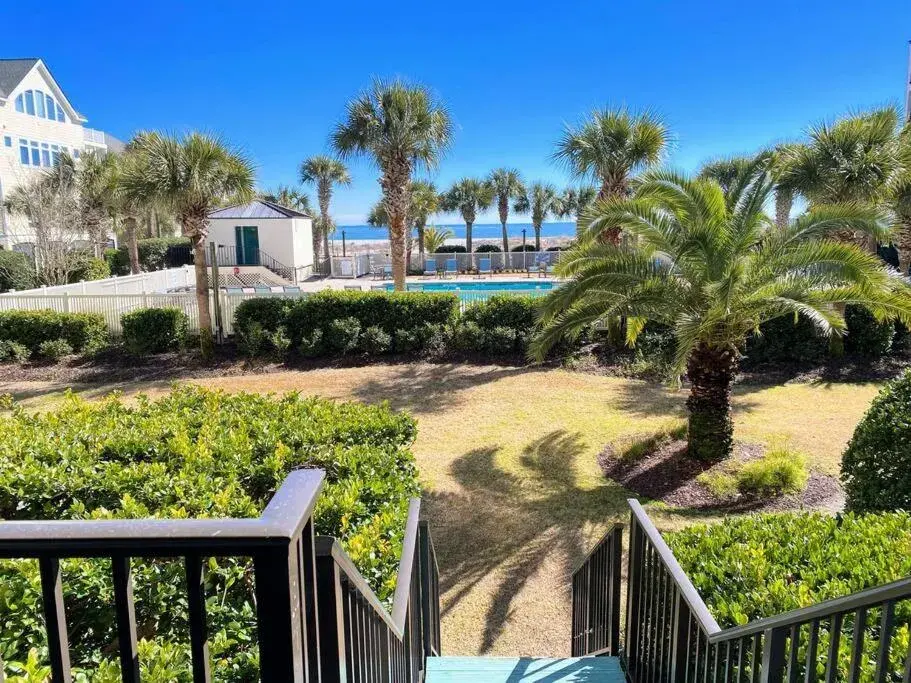 Summer House 109 - Beach and Pool Walkout - 30 Seconds to Sand Summer House 109 - Beach and Pool Walkout - 30 Seconds to Sand