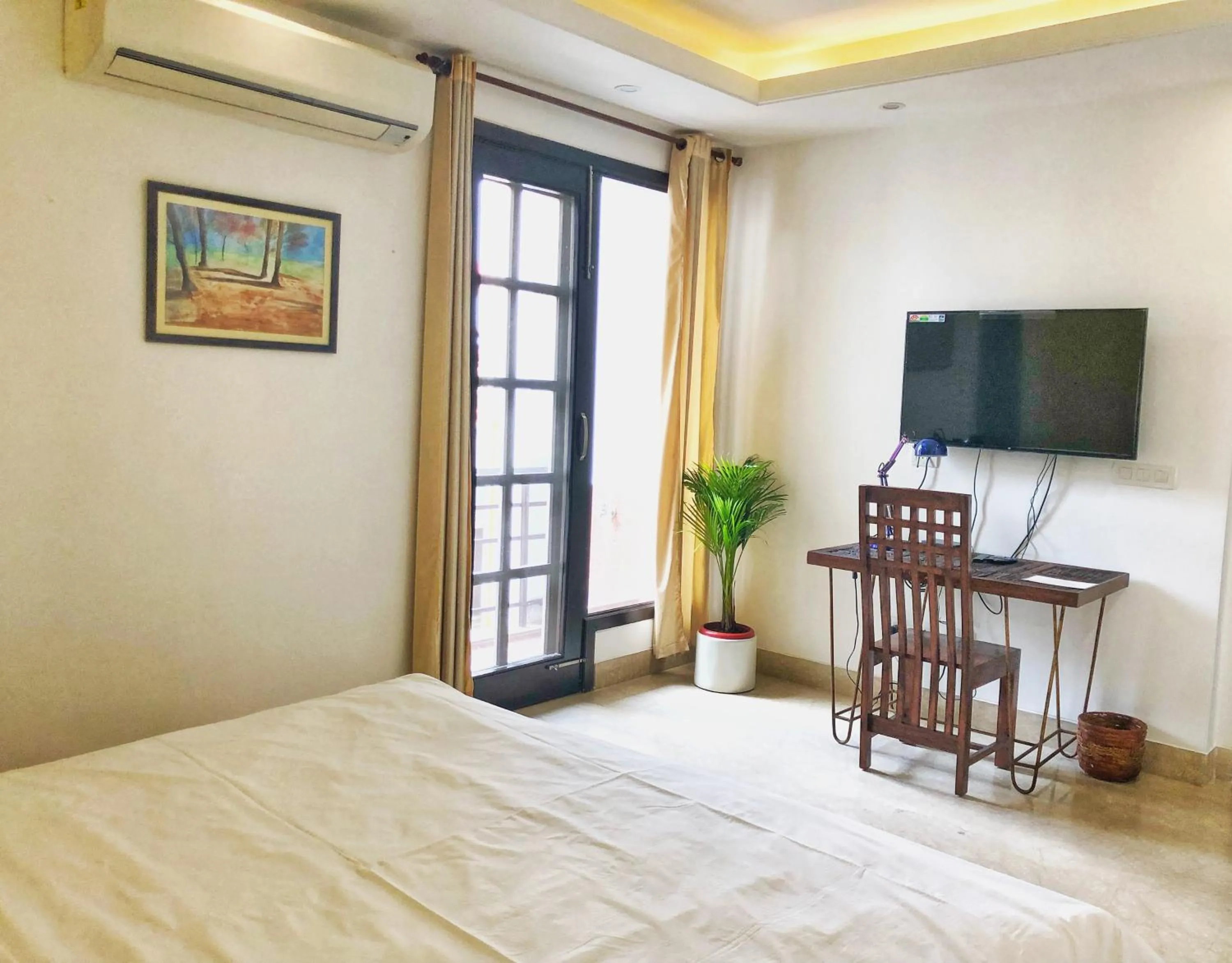 Bed in Avatar Living@ Greater Kailash 2