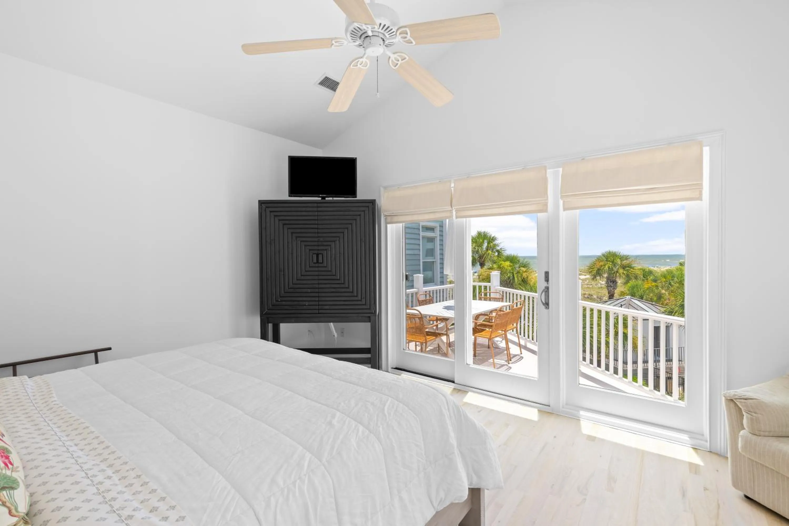 Bedroom, Bed in 3 Summer Dunes - Classic Ocean View Beach House!