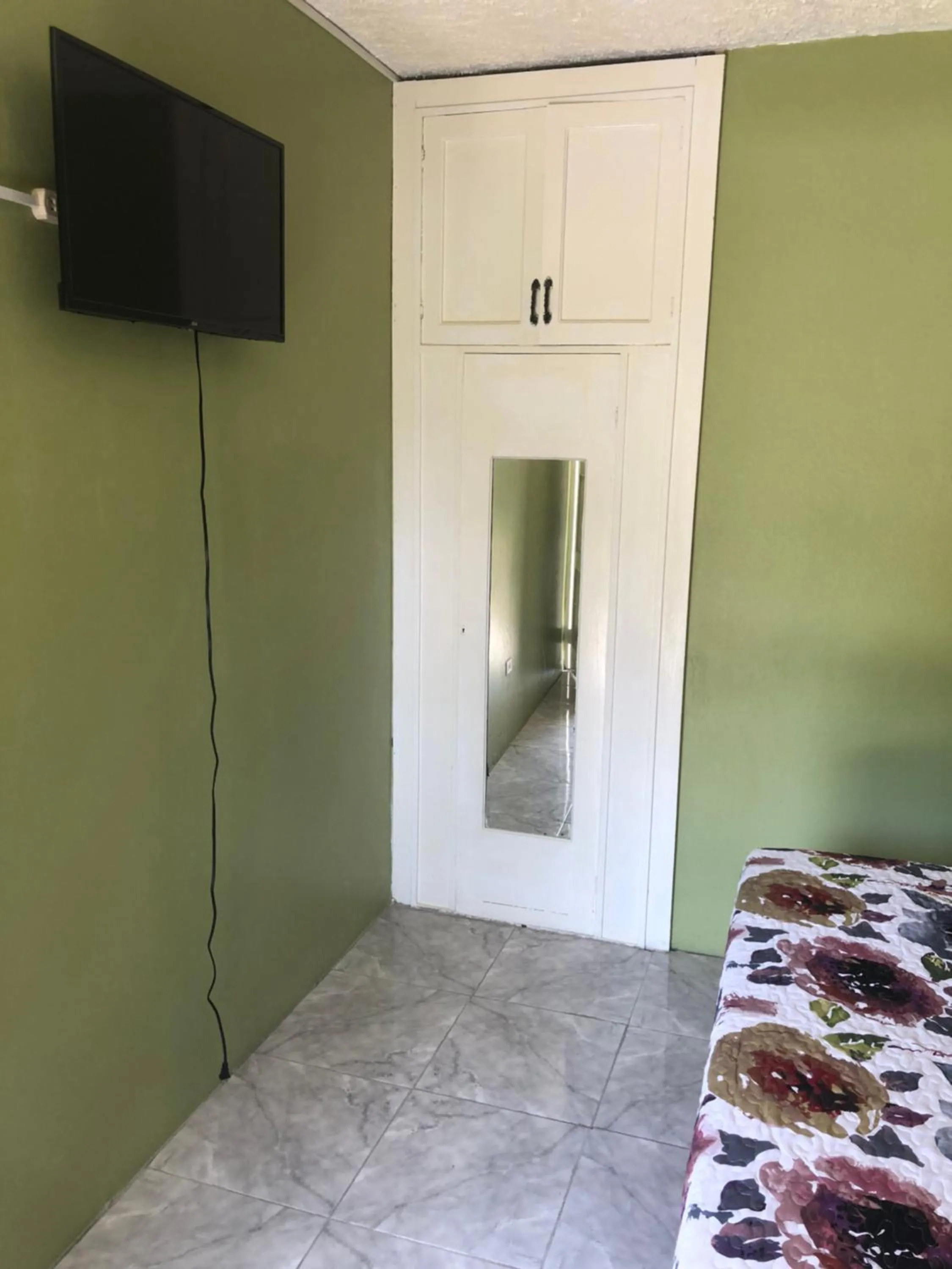 Bed in Negril Beachside