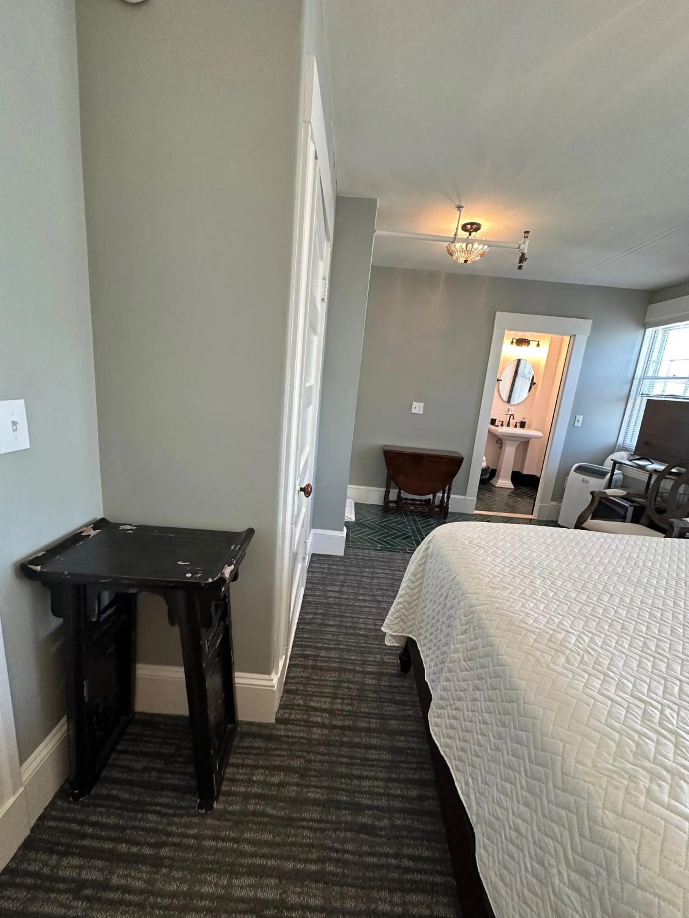 Bed in Gifford House