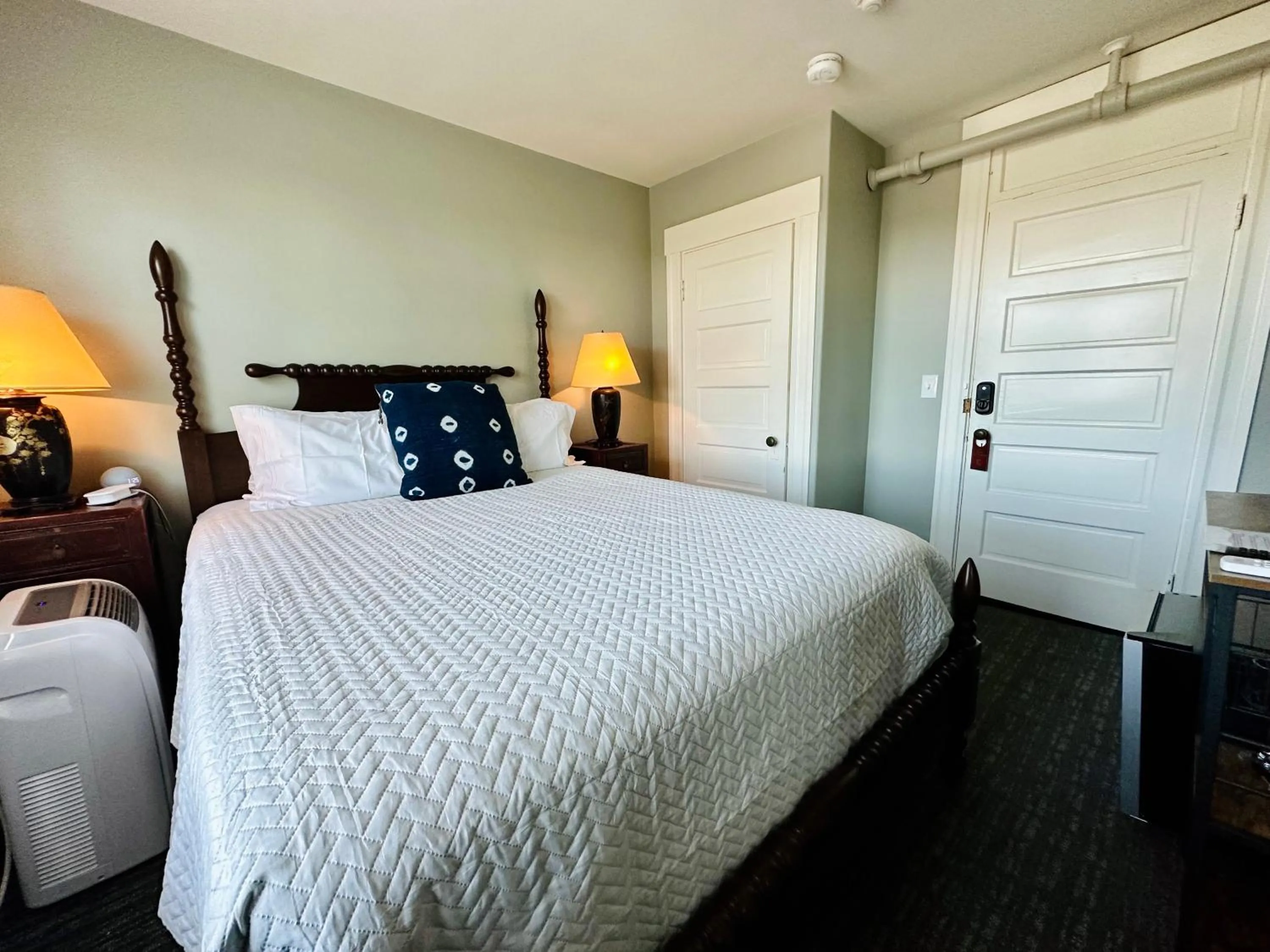 Bed in Gifford House