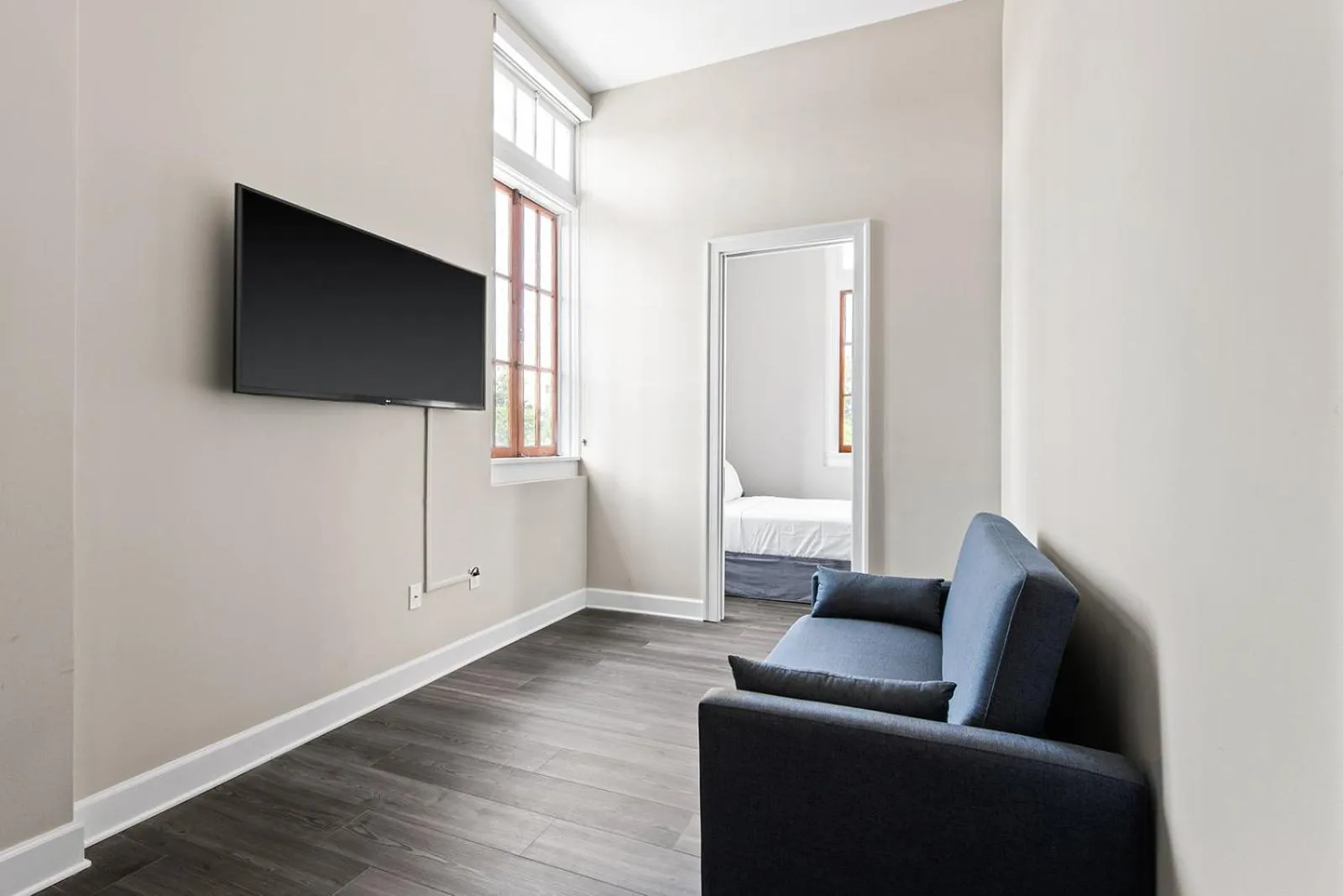 Living room in Bywater Suite Hotel