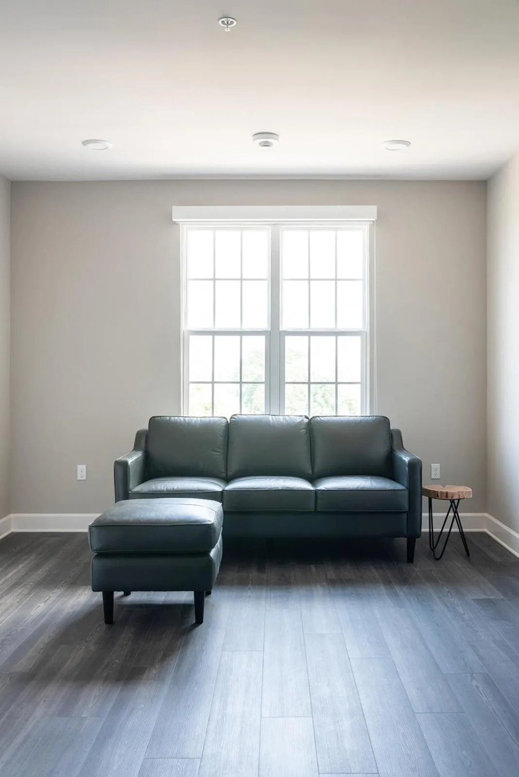Living room in Bywater Suite Hotel