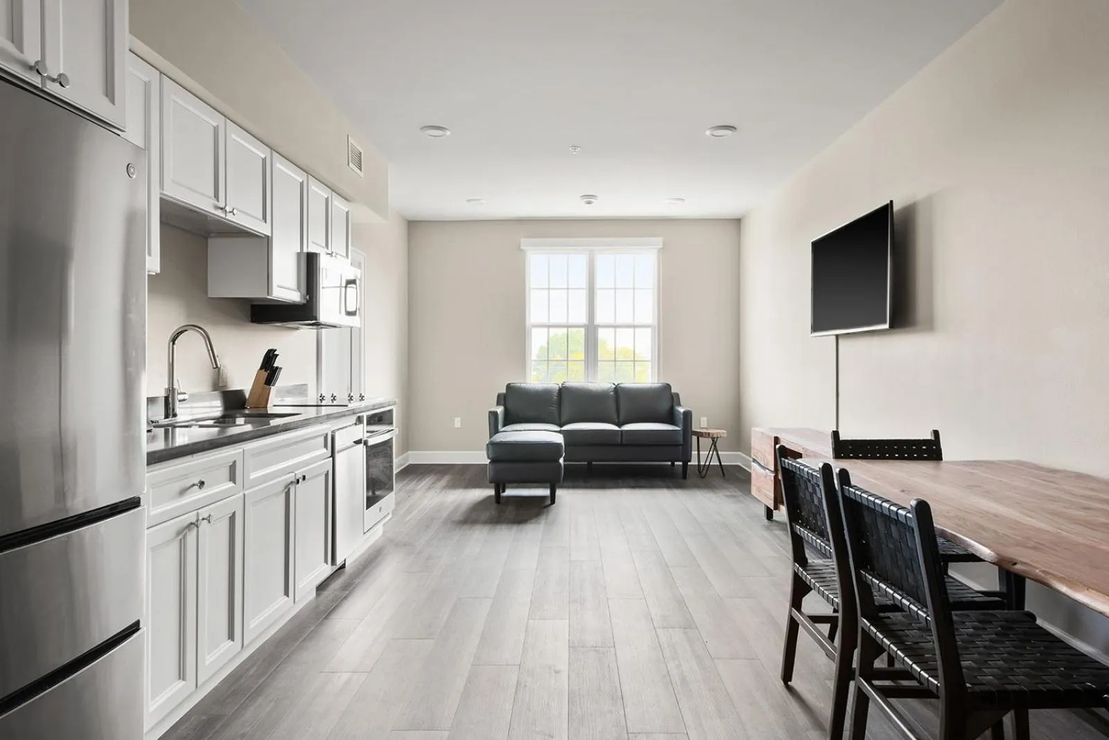 Living room in Bywater Suite Hotel