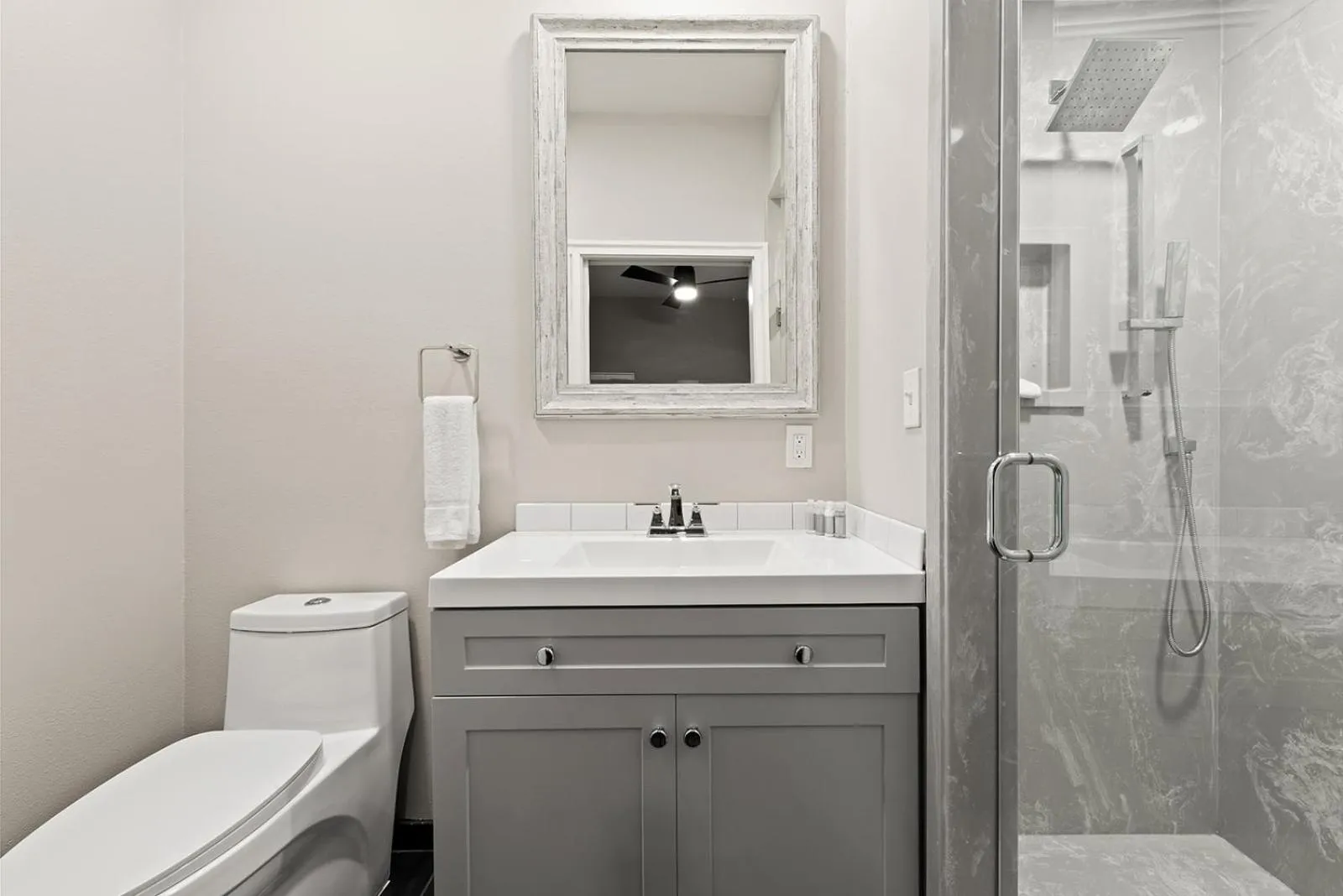 Bathroom in Bywater Suite Hotel