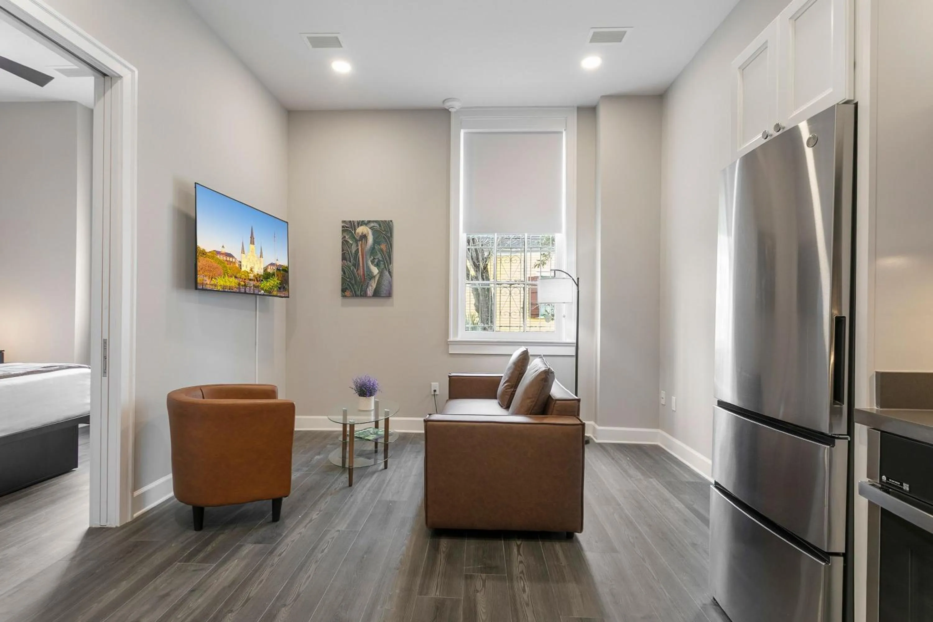 Living room in Bywater Suite Hotel