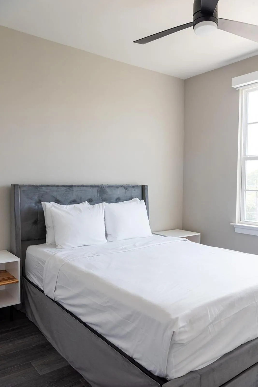 Bedroom, Bed in Bywater Suite Hotel