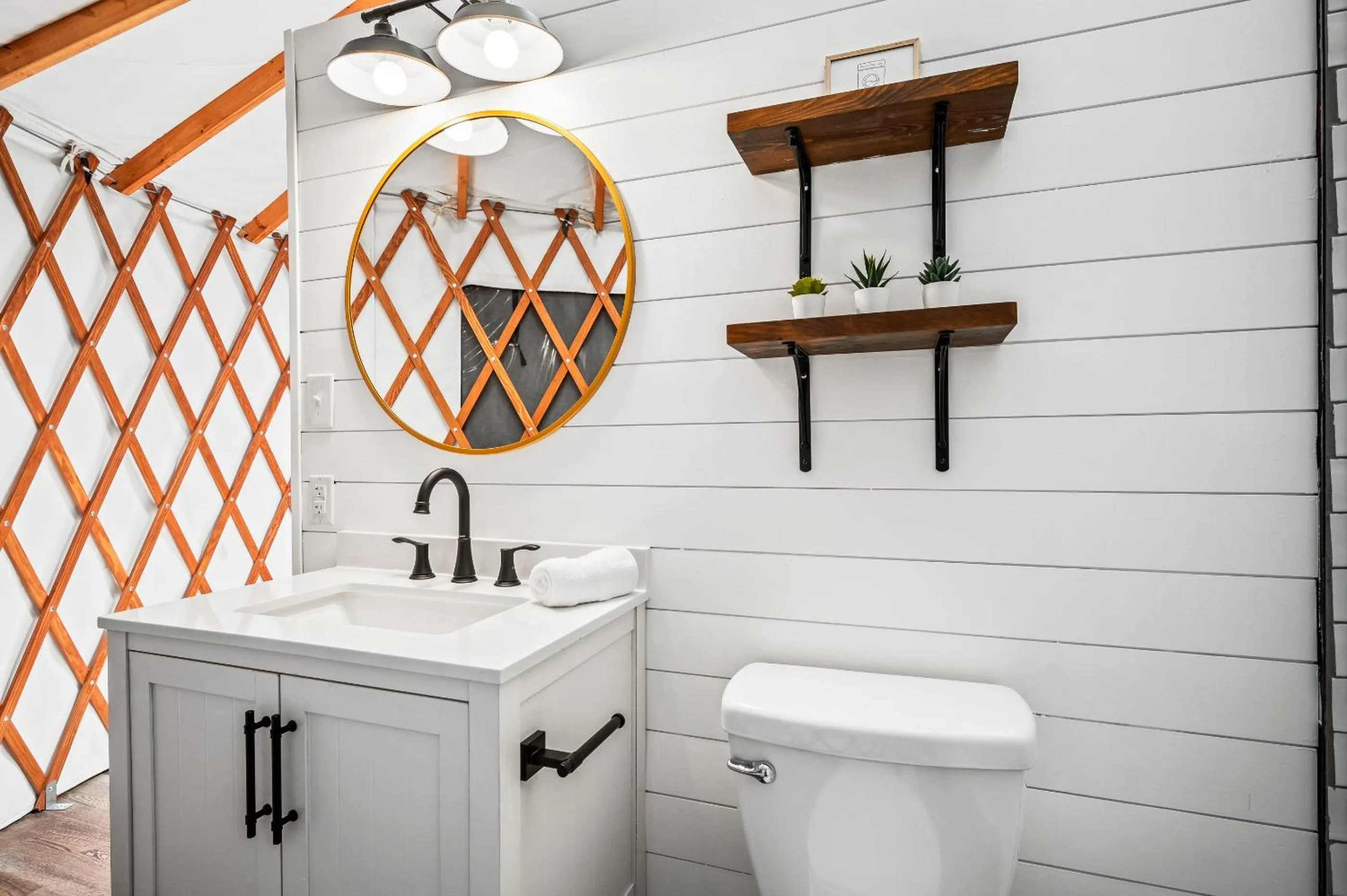 Other in OT 3515E Texas Yurt Haus 5 Yurts