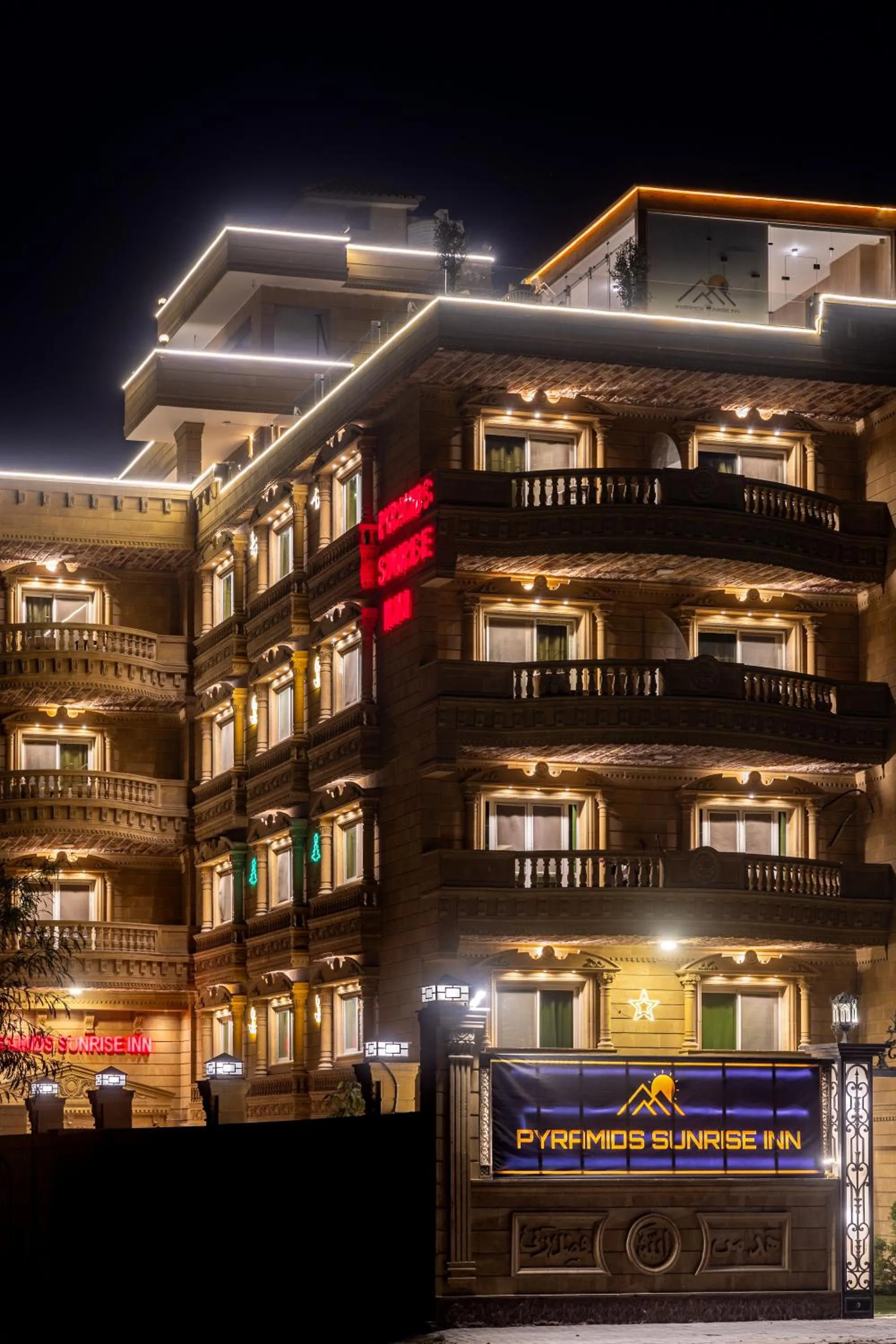 Property building in Pyramids sunrise inn