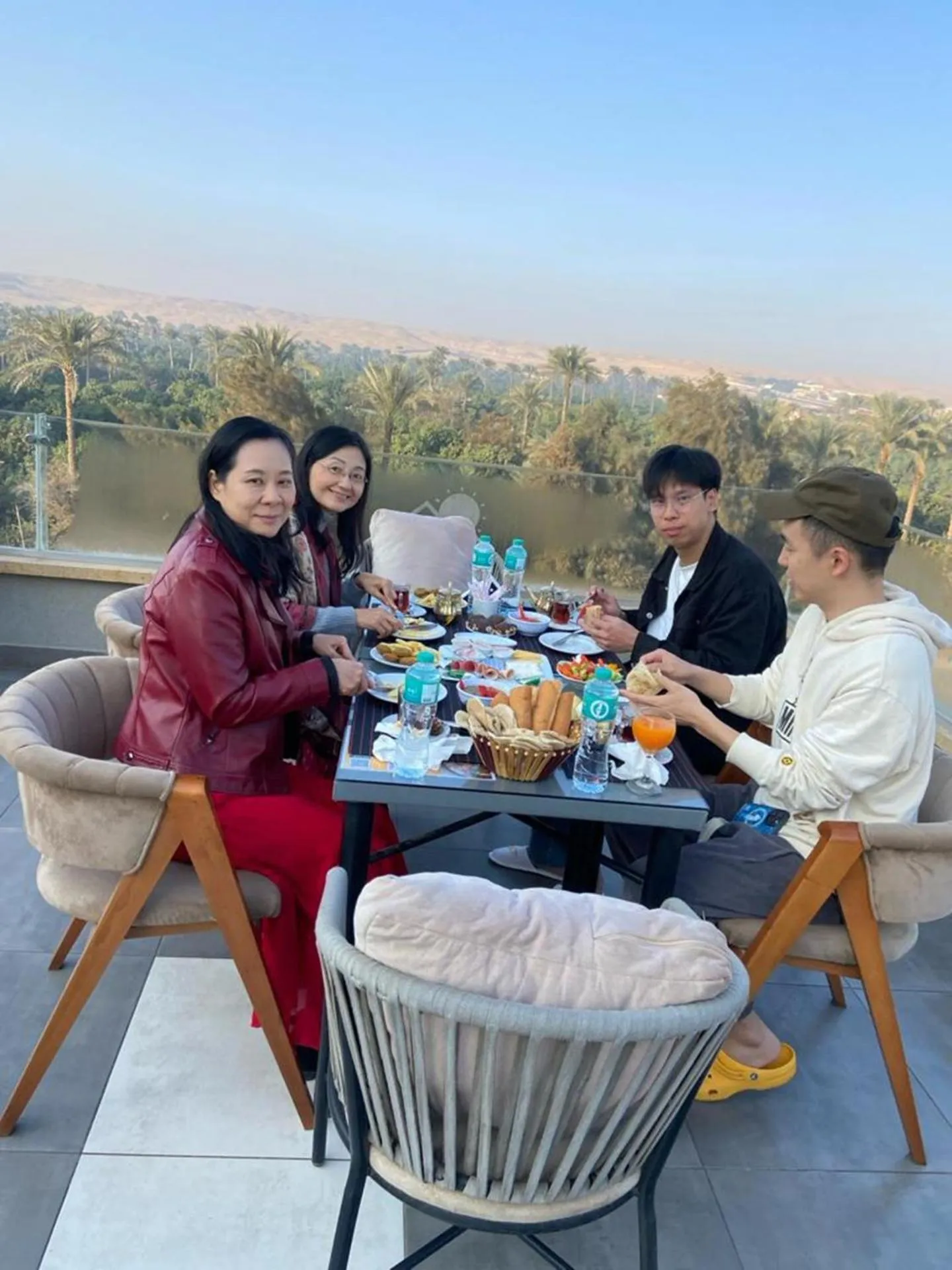 Day in Pyramids sunrise inn