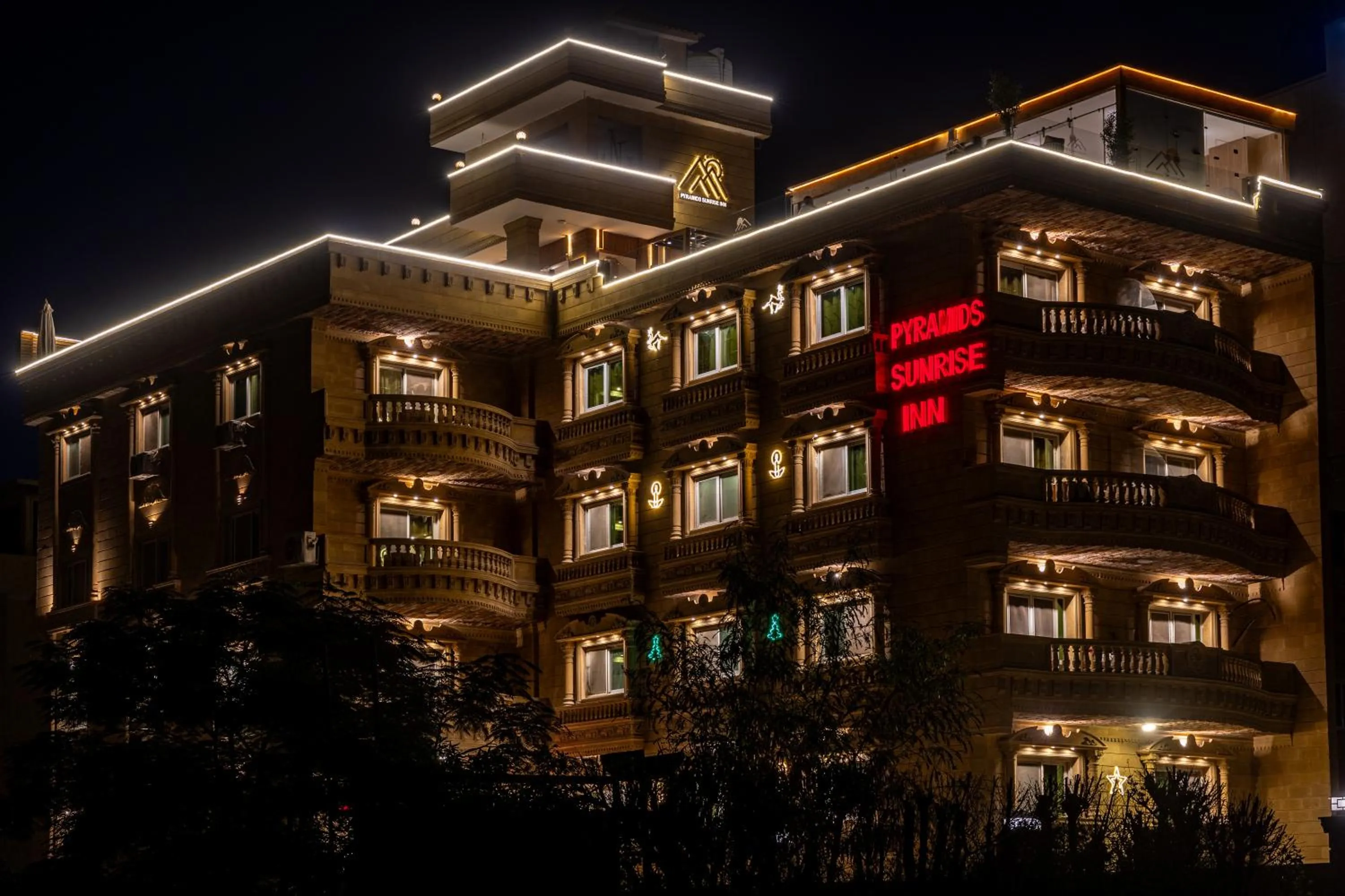 Property building in Pyramids sunrise inn