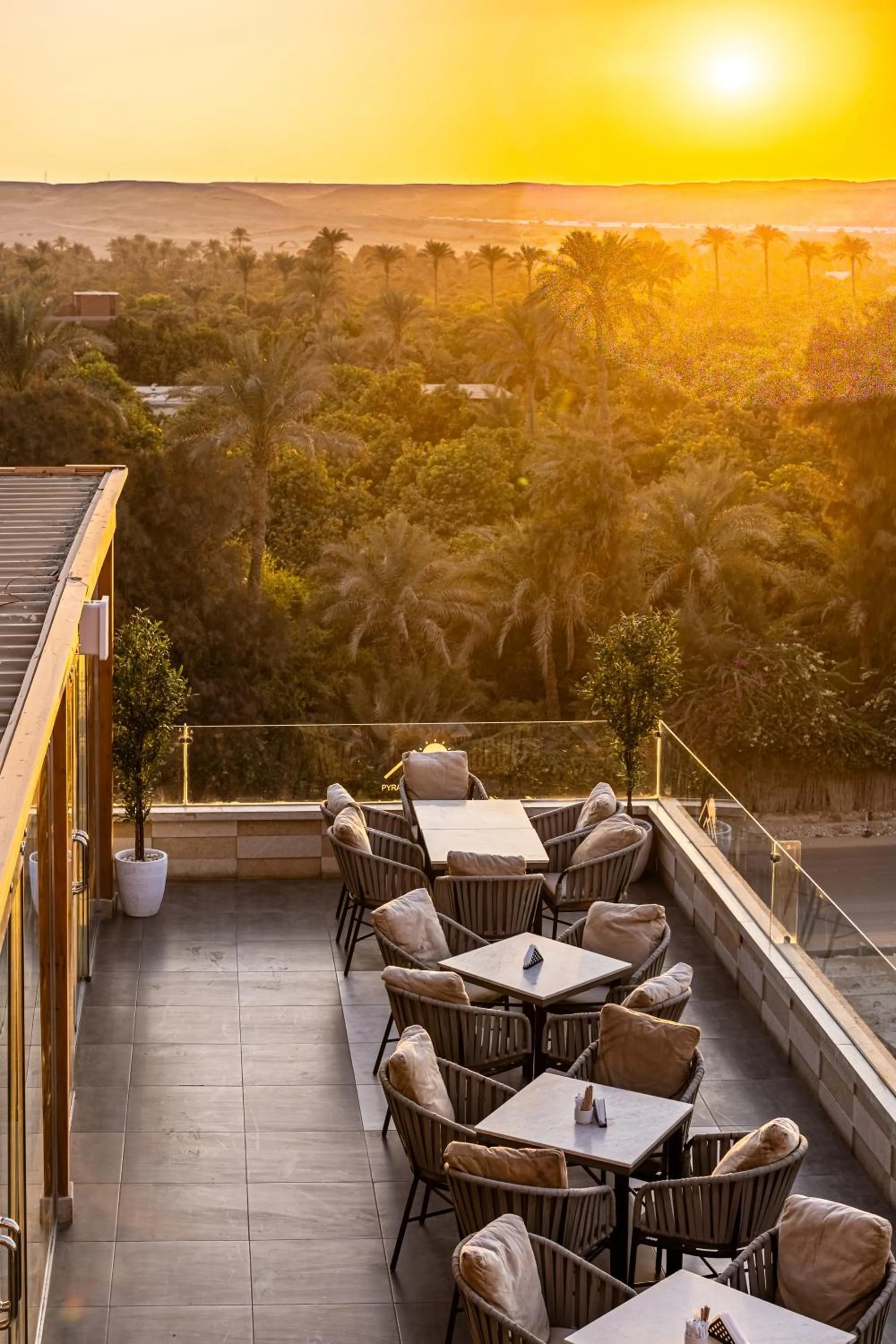 Sunset in Pyramids sunrise inn