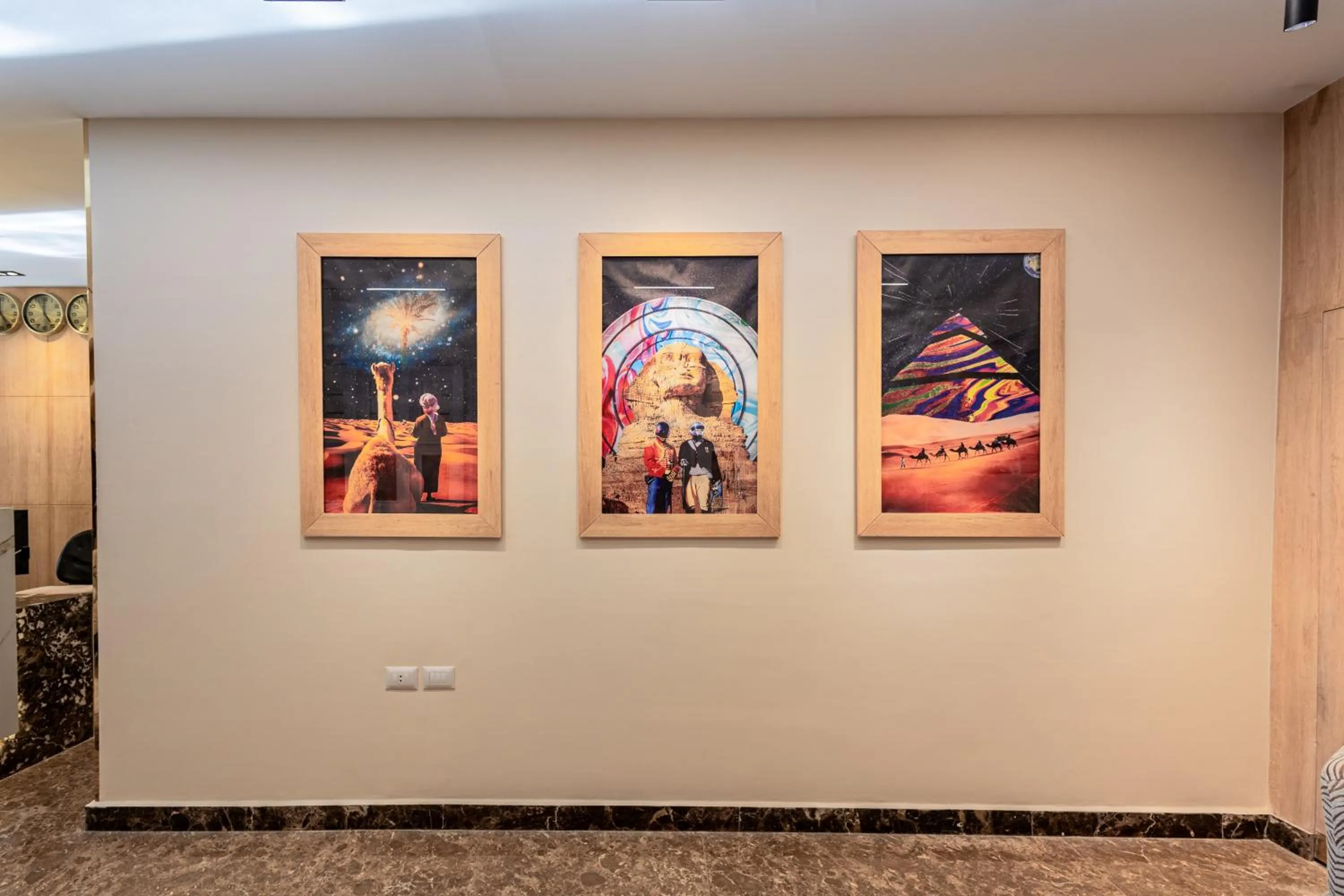 Decorative detail in Pyramids sunrise inn