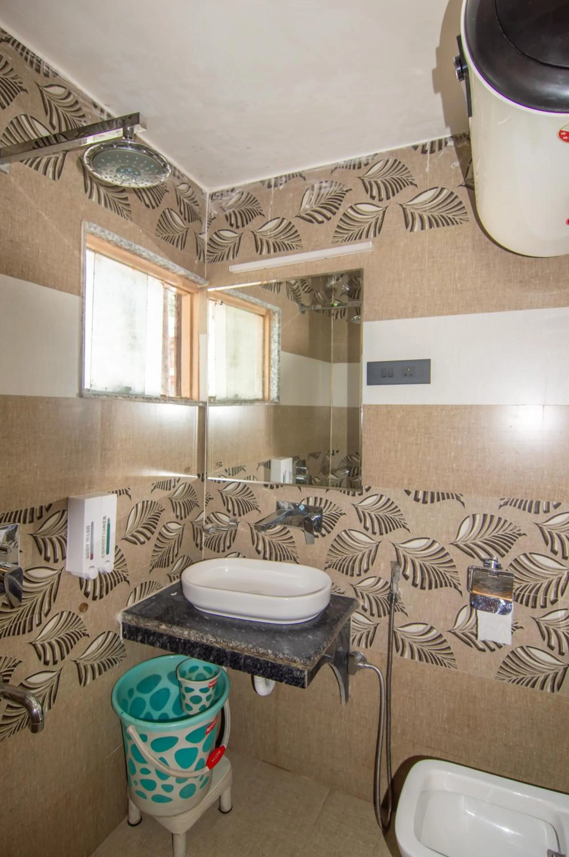 Bathroom in Kashmir house pahalgam