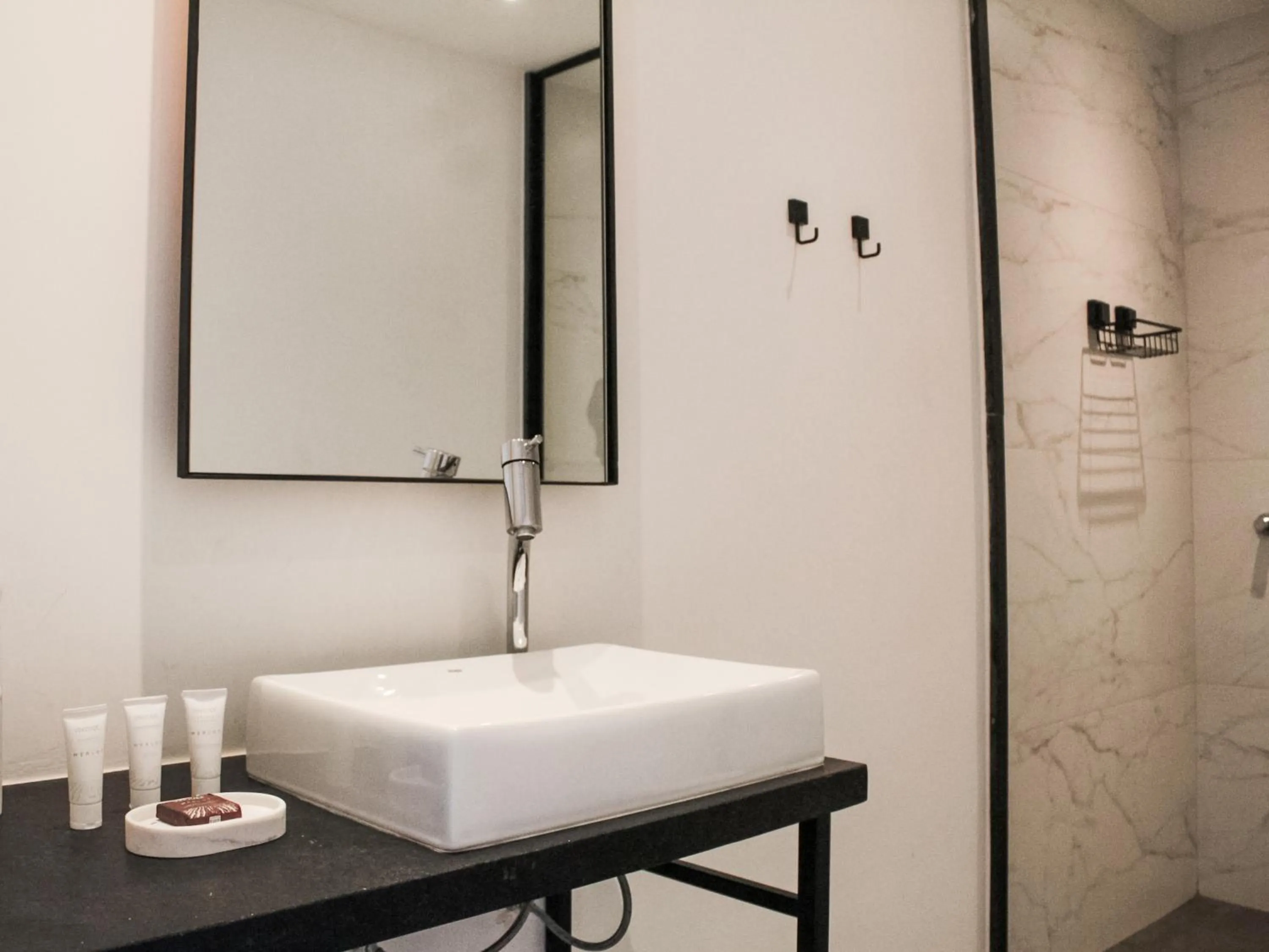 Bathroom in Boutique Hotel Castelinho