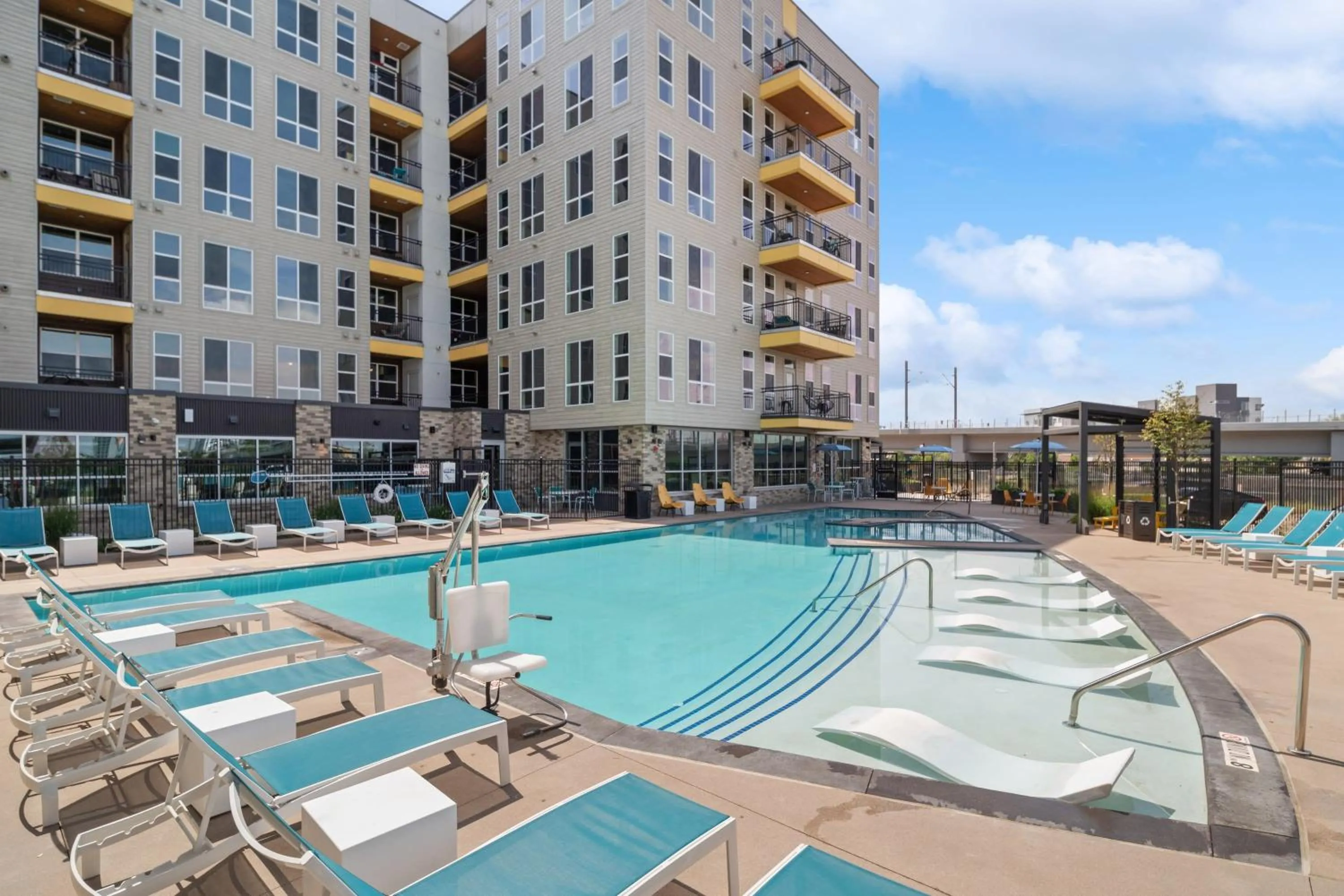 Swimming pool in Kasa Rino Denver