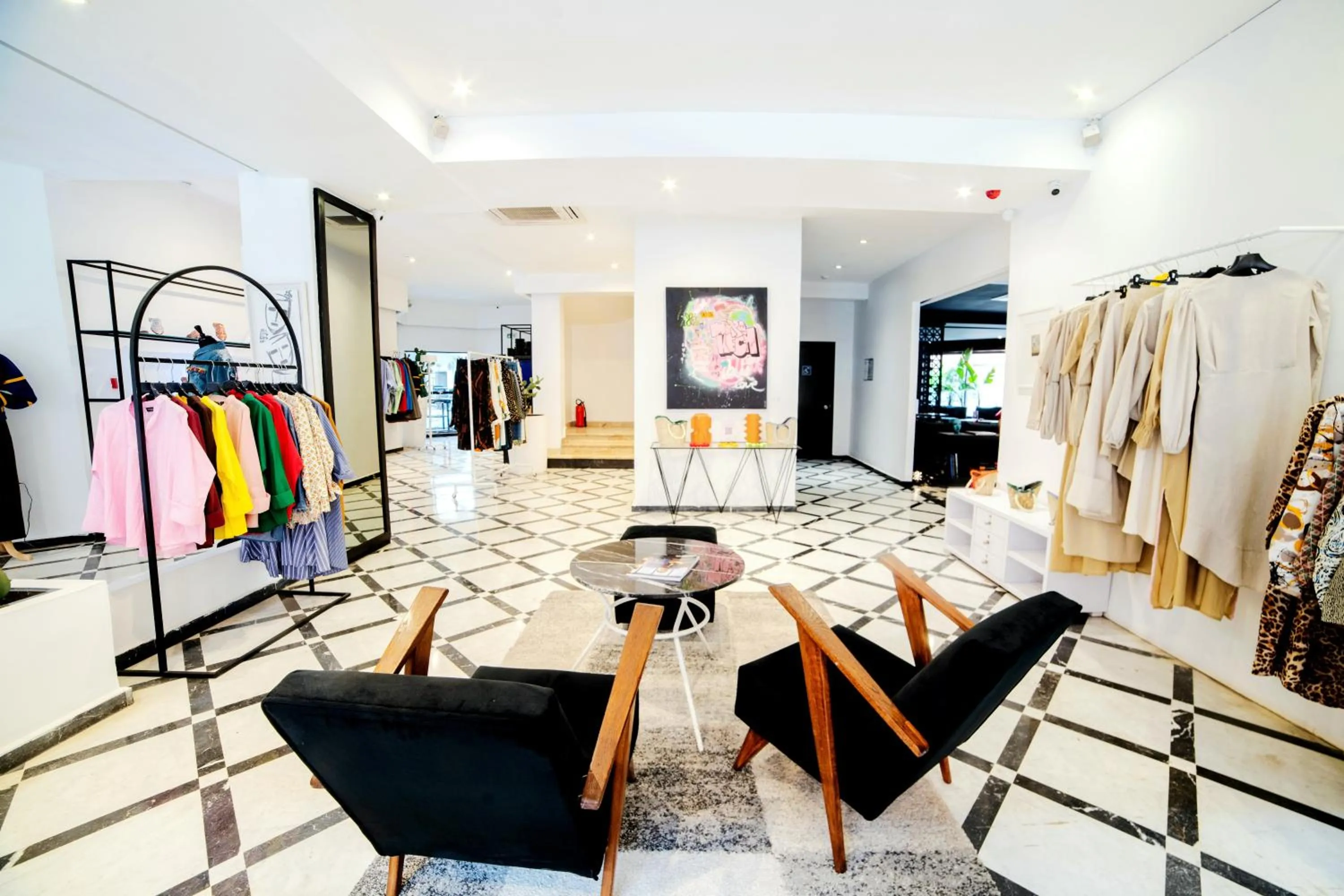 On-site shops in Le BAB HOTEL, Boutique Hôtel & SPA