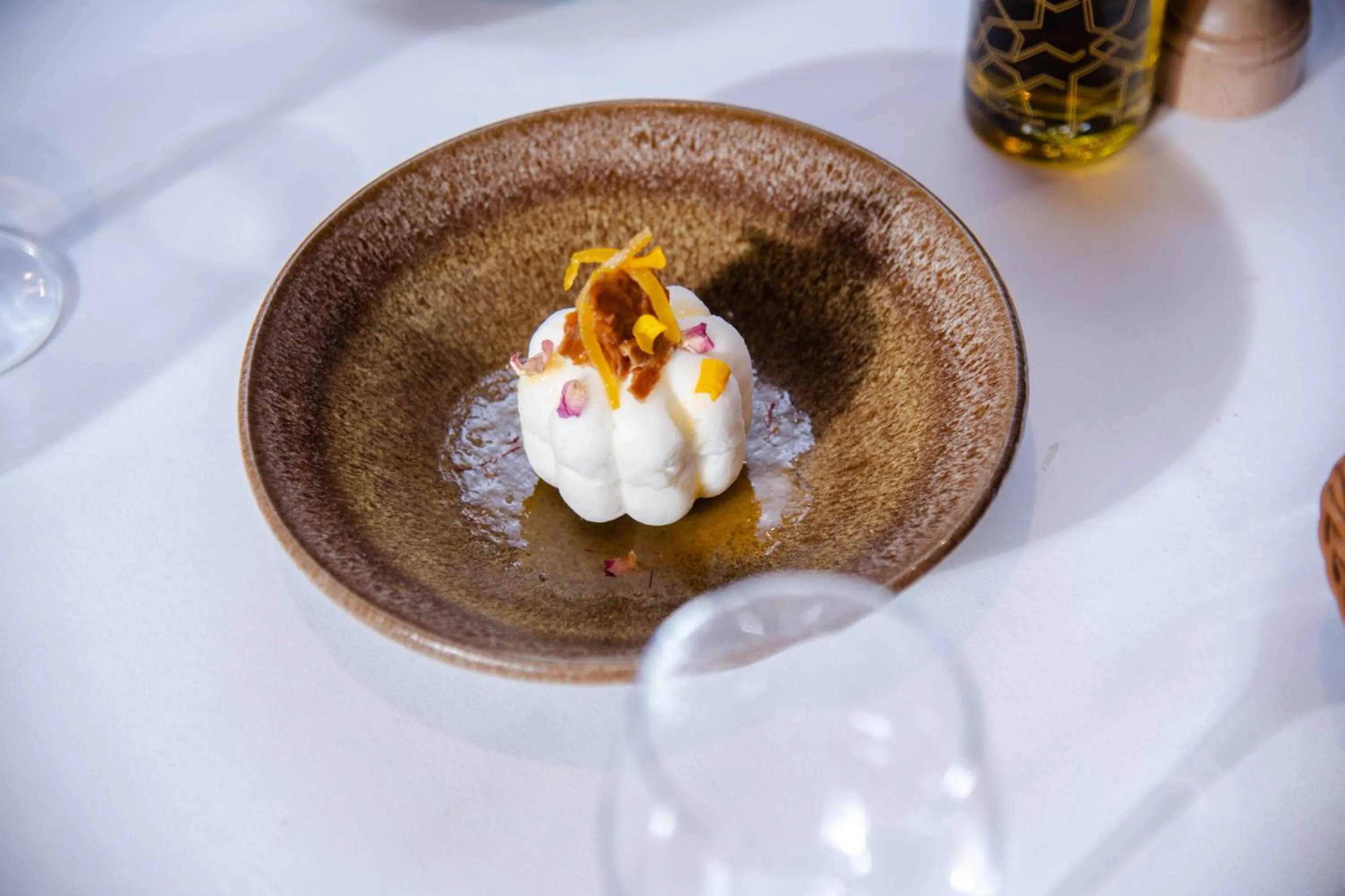 Food and drinks in Le BAB HOTEL, Boutique Hôtel & SPA