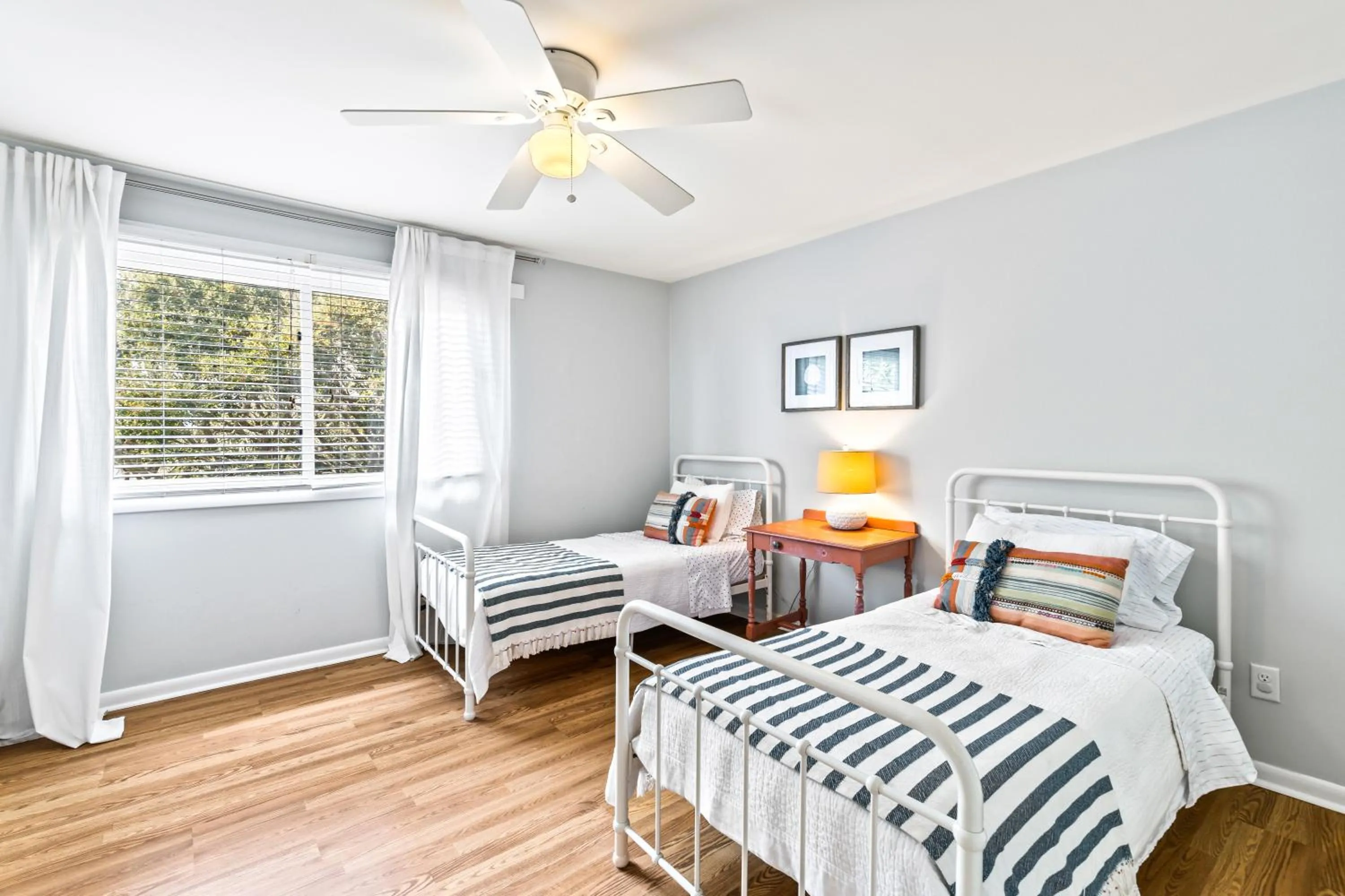 Bedroom, Bed in Mariner's Walk 10F - Charming Oceanview! Two-Story Villa!