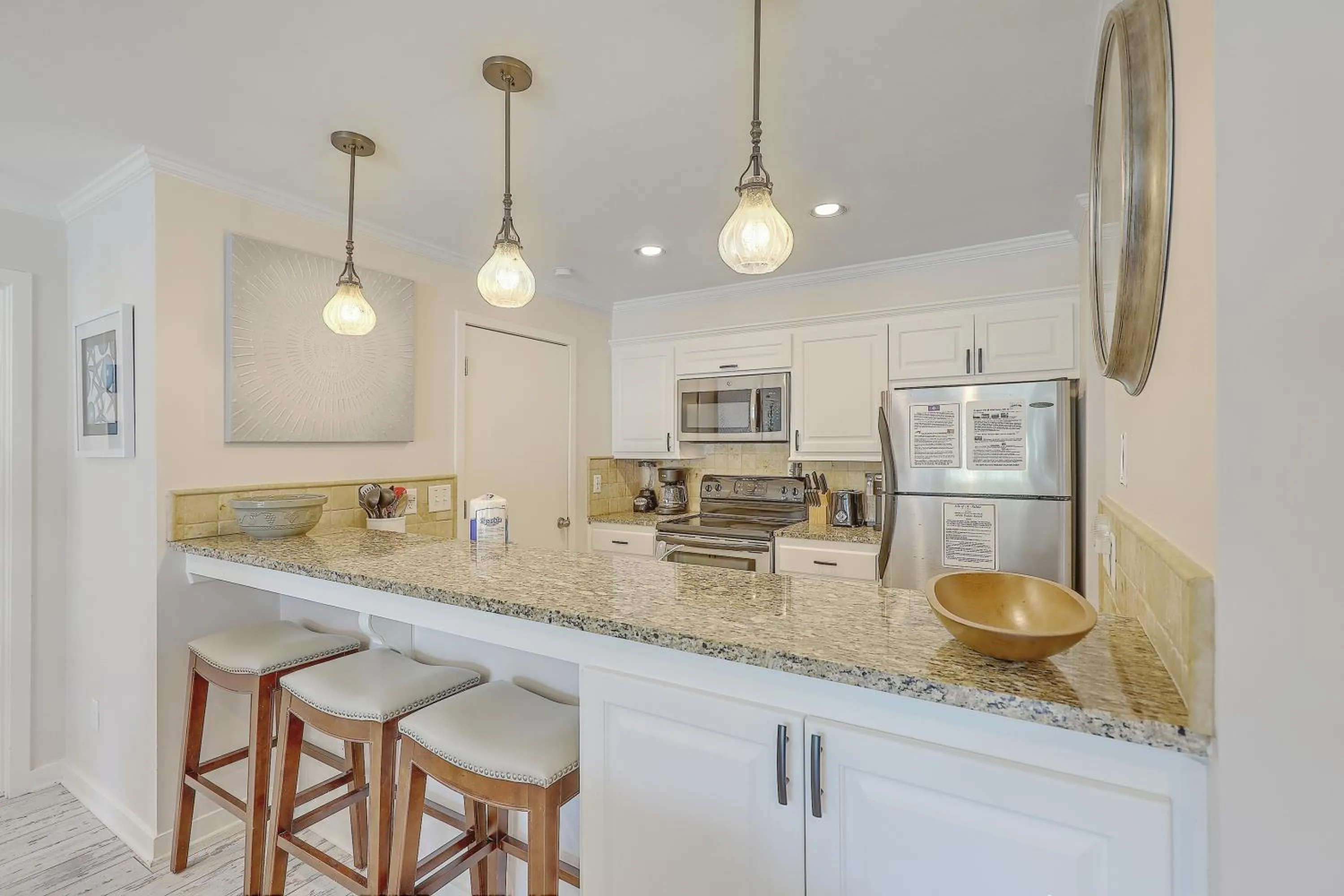 Kitchen or kitchenette in Lagoon Villa 9 - Superb Villa by Pool! Short Walk to Beach