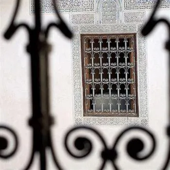 Decorative detail in Riad Felloussia